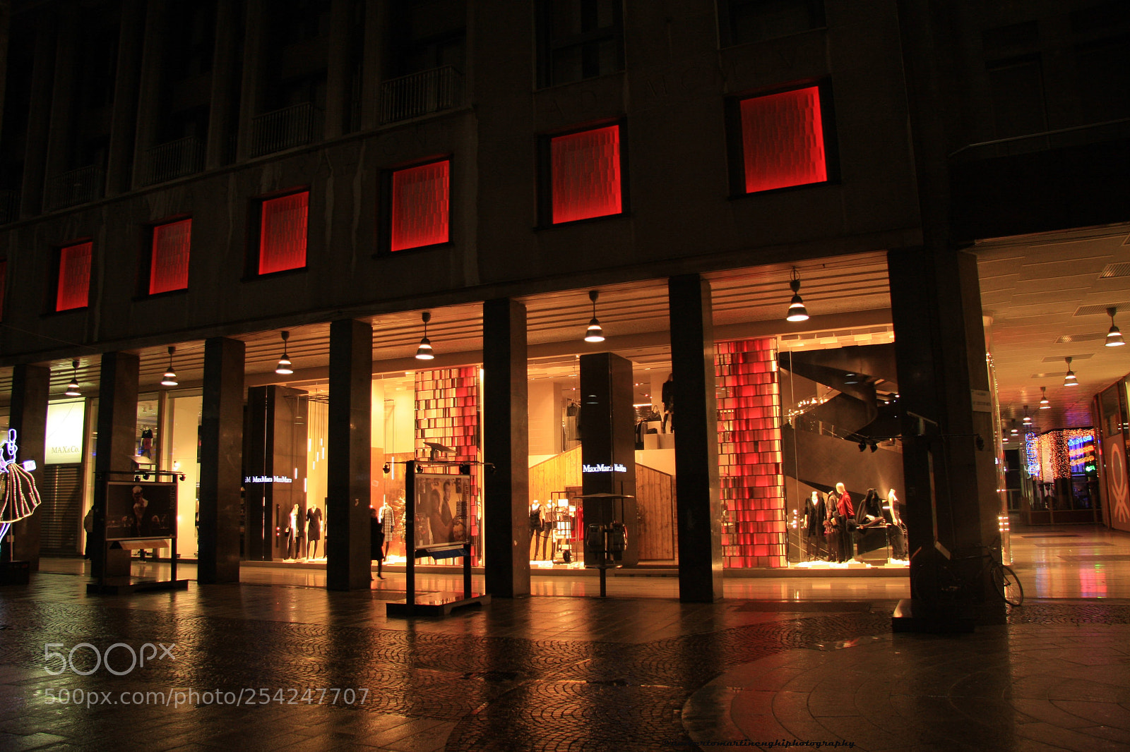 Canon EOS 40D sample photo. Milano by night photography