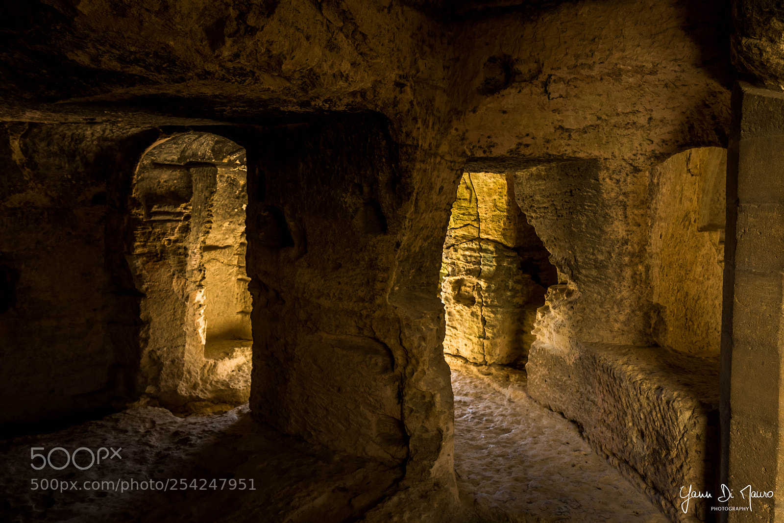 Canon EOS 7D Mark II sample photo. Abbaye de saint-roman photography