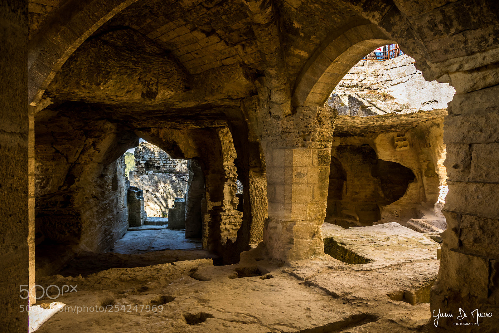 Canon EOS 7D Mark II sample photo. Abbaye de saint-roman photography