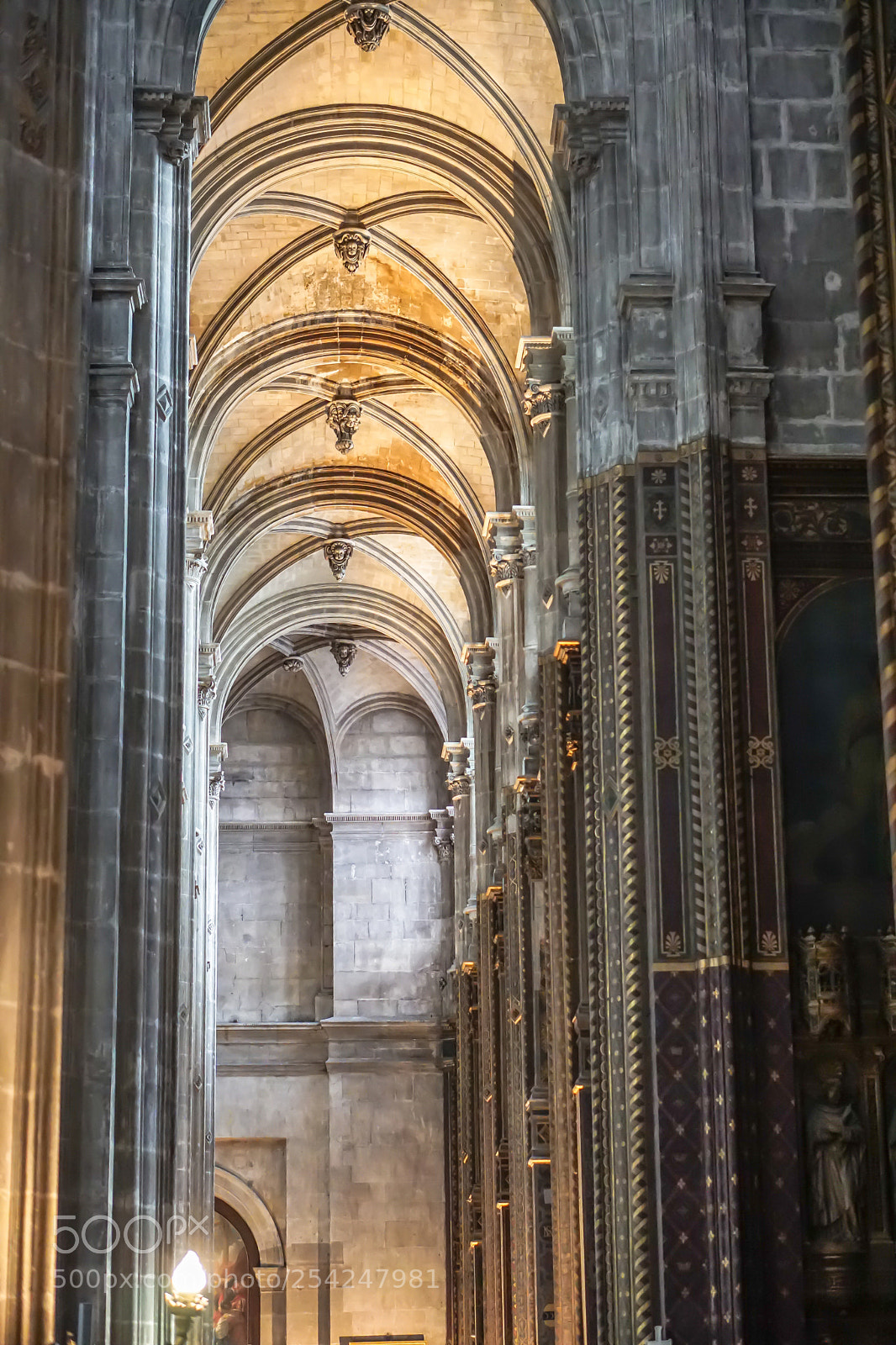 Sony a6500 sample photo. Vault of saint eustache photography
