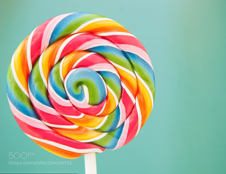 Canon EOS 5D Mark II sample photo. Nice round lollipop with photography