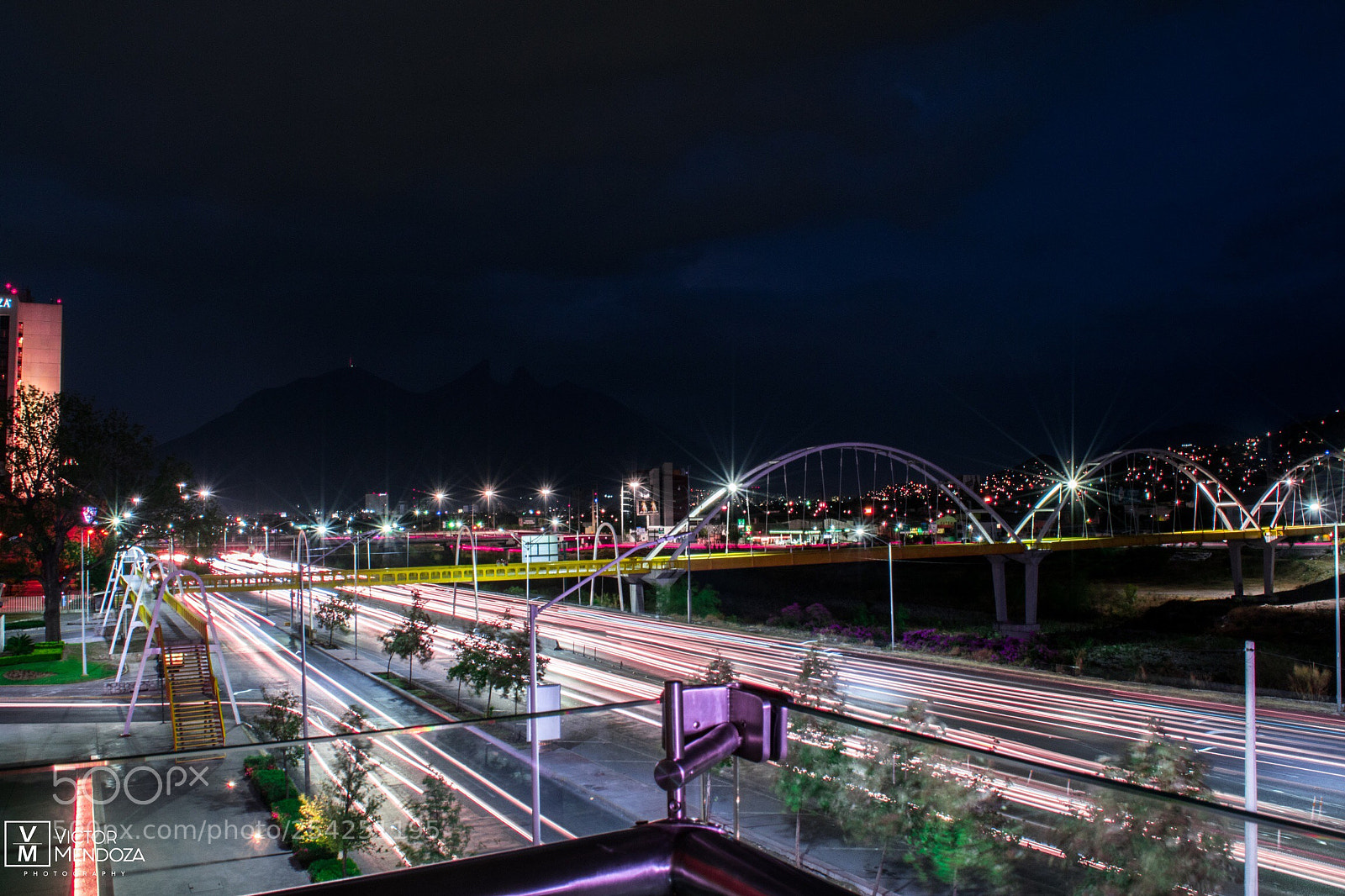 Nikon D5300 sample photo. Night-light photography