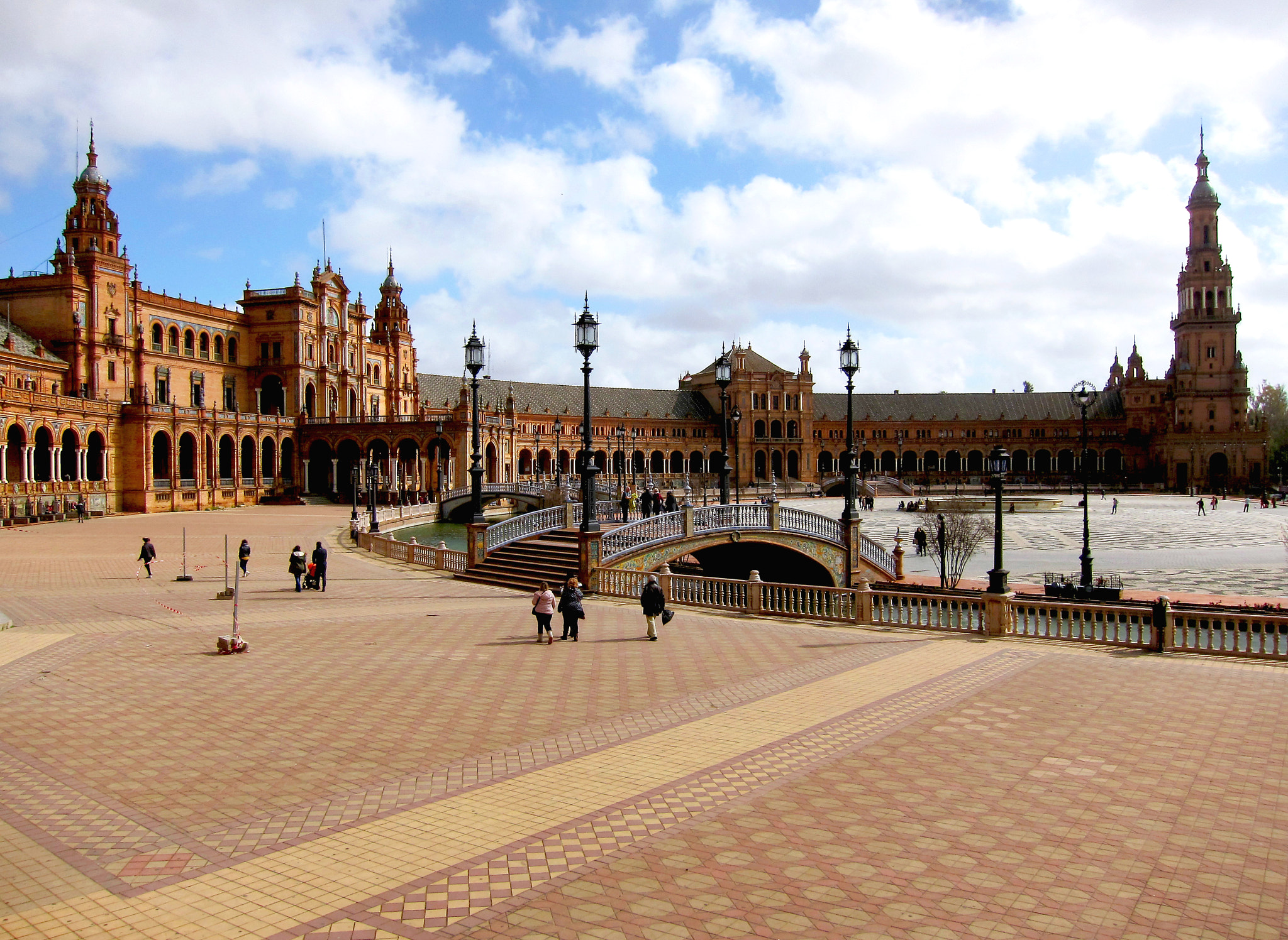 Canon PowerShot S95 sample photo. Plaza de españa photography