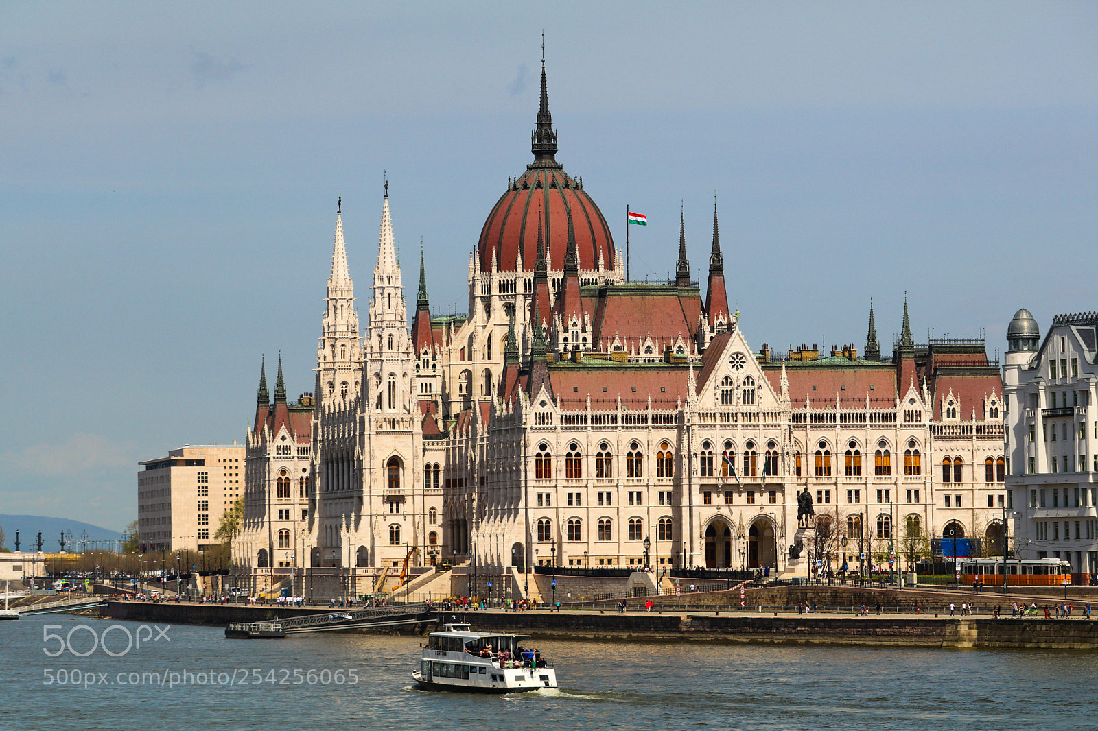 Canon EOS 80D sample photo. Budapest parlament photography