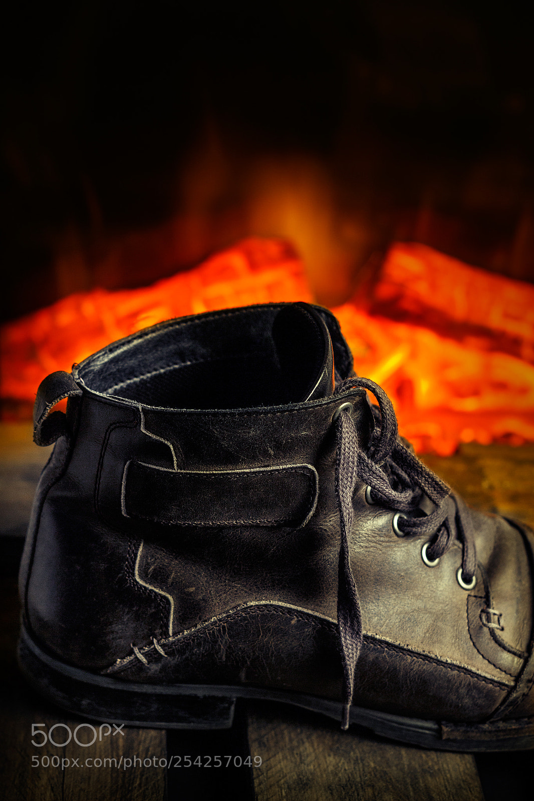 Canon EOS 700D (EOS Rebel T5i / EOS Kiss X7i) sample photo. Men leather casual shoe. photography