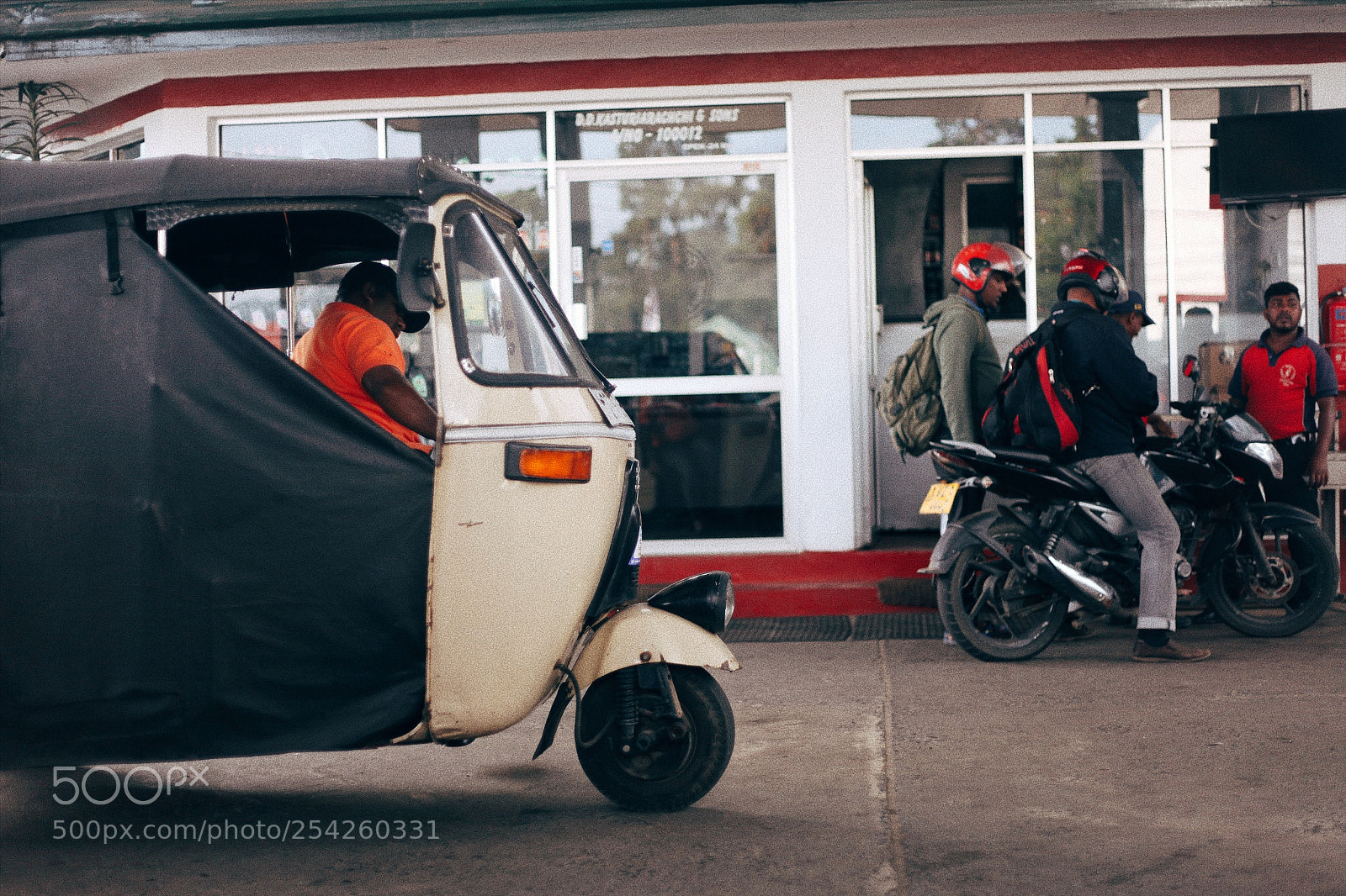 Canon EOS 5D Mark II sample photo. Srilanka photography