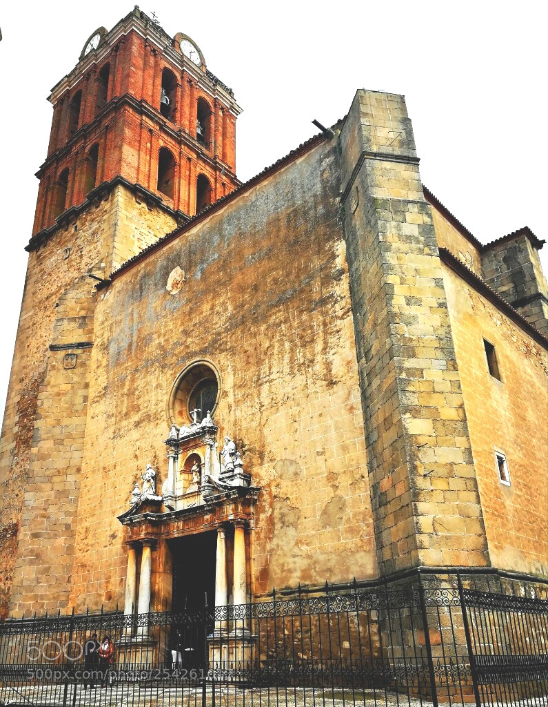 HUAWEI P10 sample photo. La candelaria. zafra. photography
