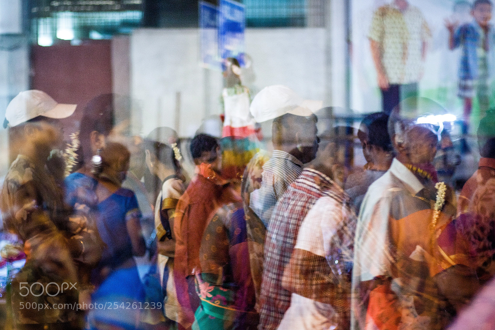 Canon EOS 7D Mark II sample photo. Crowded photography