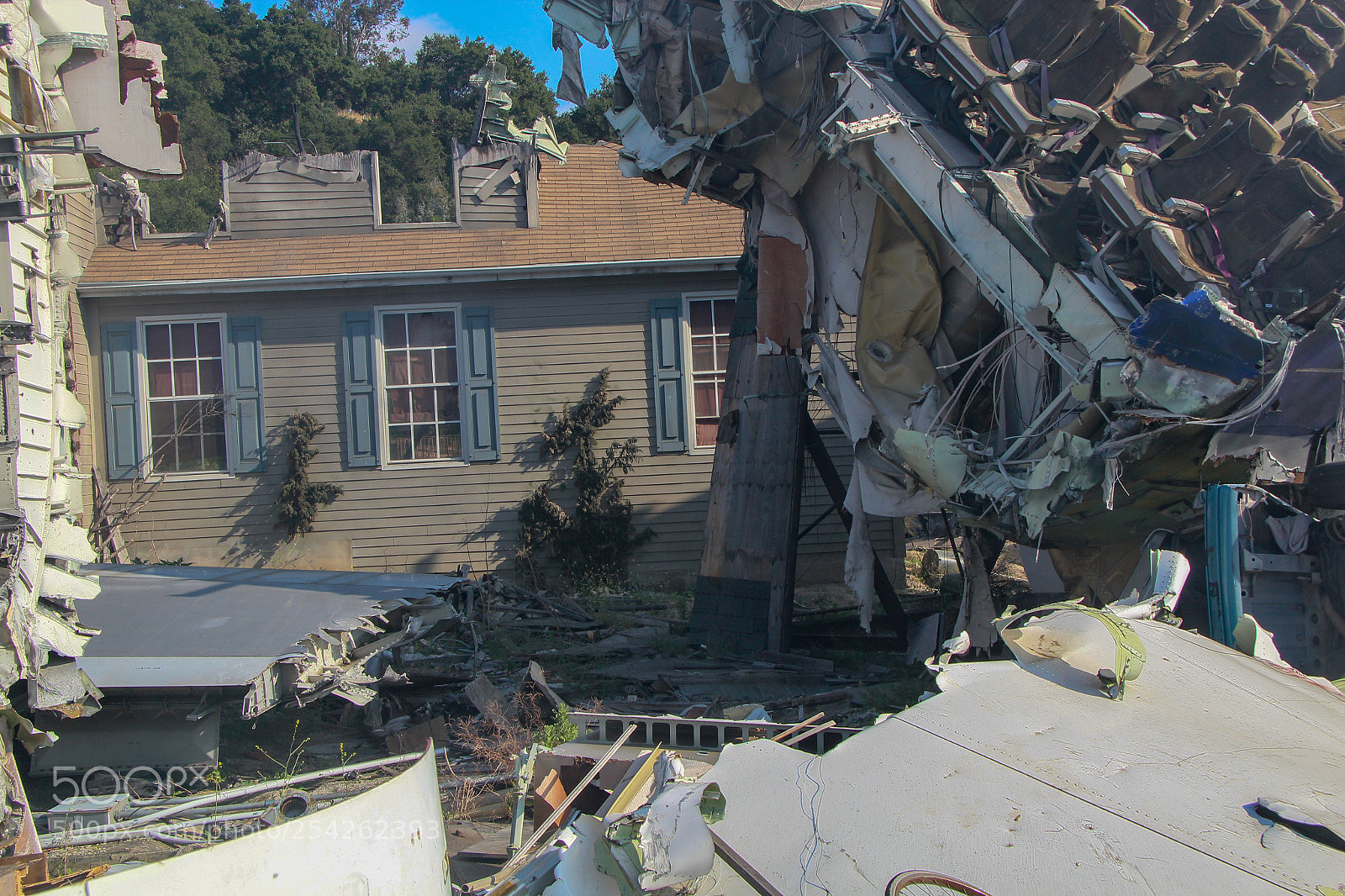 Canon EOS 600D (Rebel EOS T3i / EOS Kiss X5) sample photo. Airplane crash 1 photography