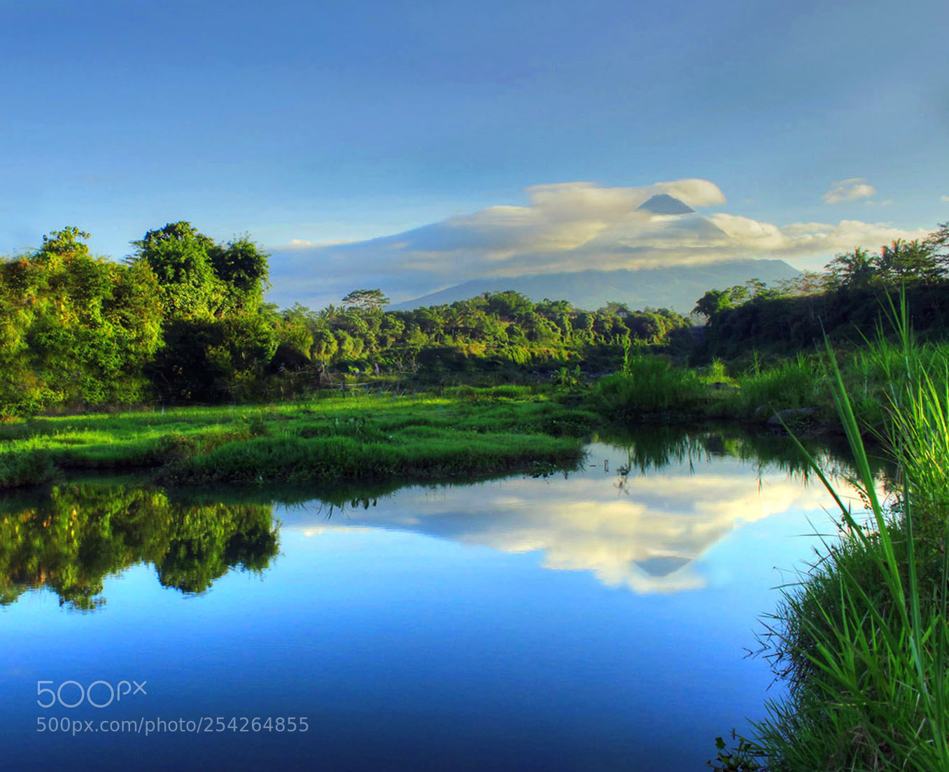 Canon EOS 650D (EOS Rebel T4i / EOS Kiss X6i) sample photo. Mt. merapi photography