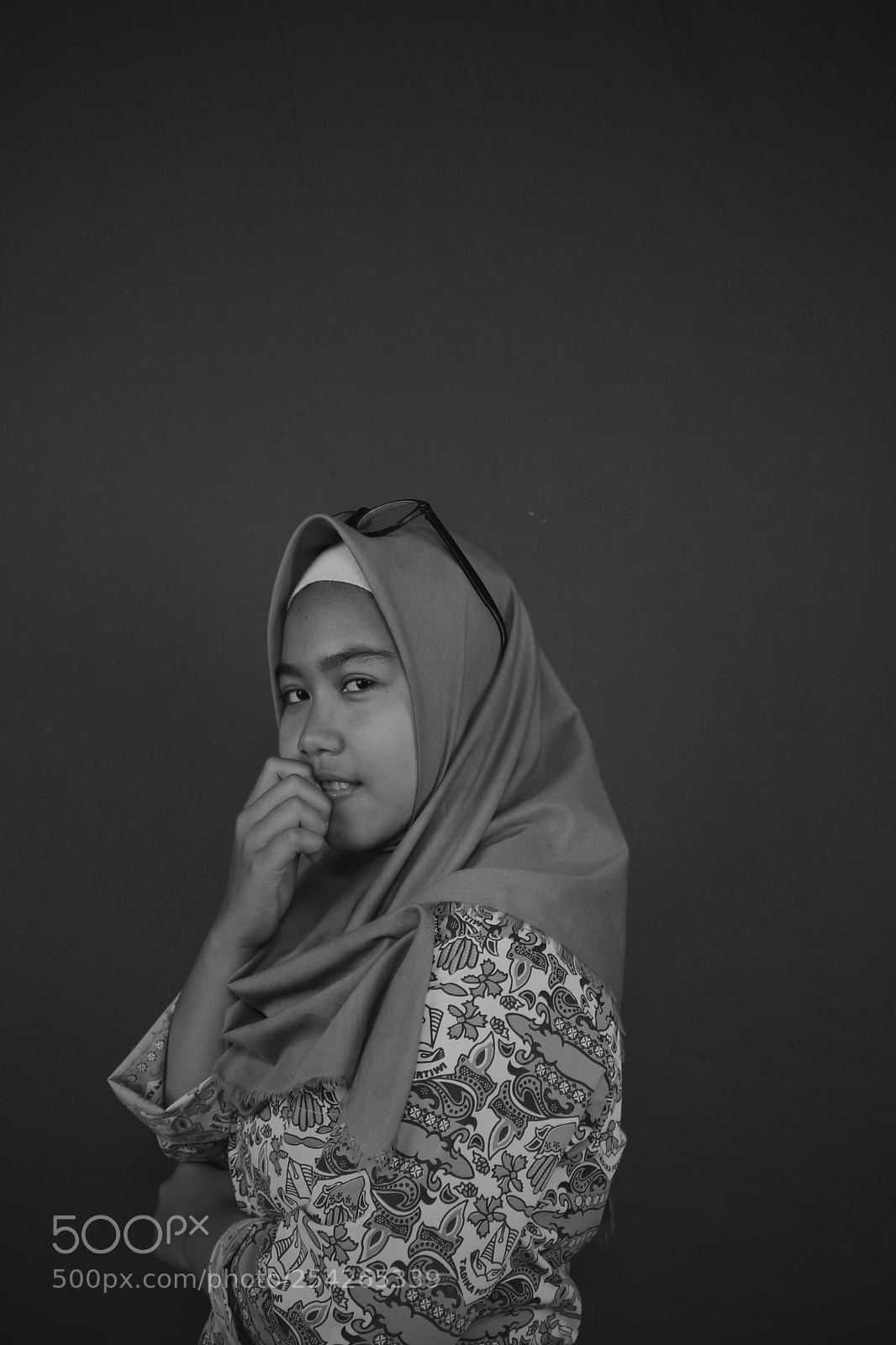Canon EOS 800D (EOS Rebel T7i / EOS Kiss X9i) sample photo. Model: suci photography
