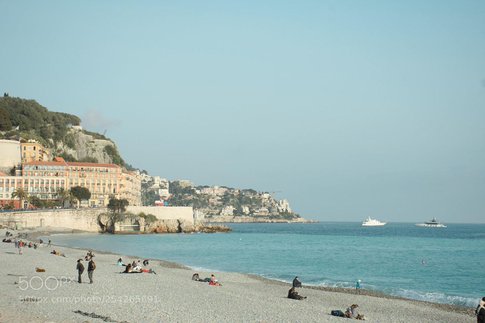 Nikon D7200 sample photo. 尼斯的海.jpg photography