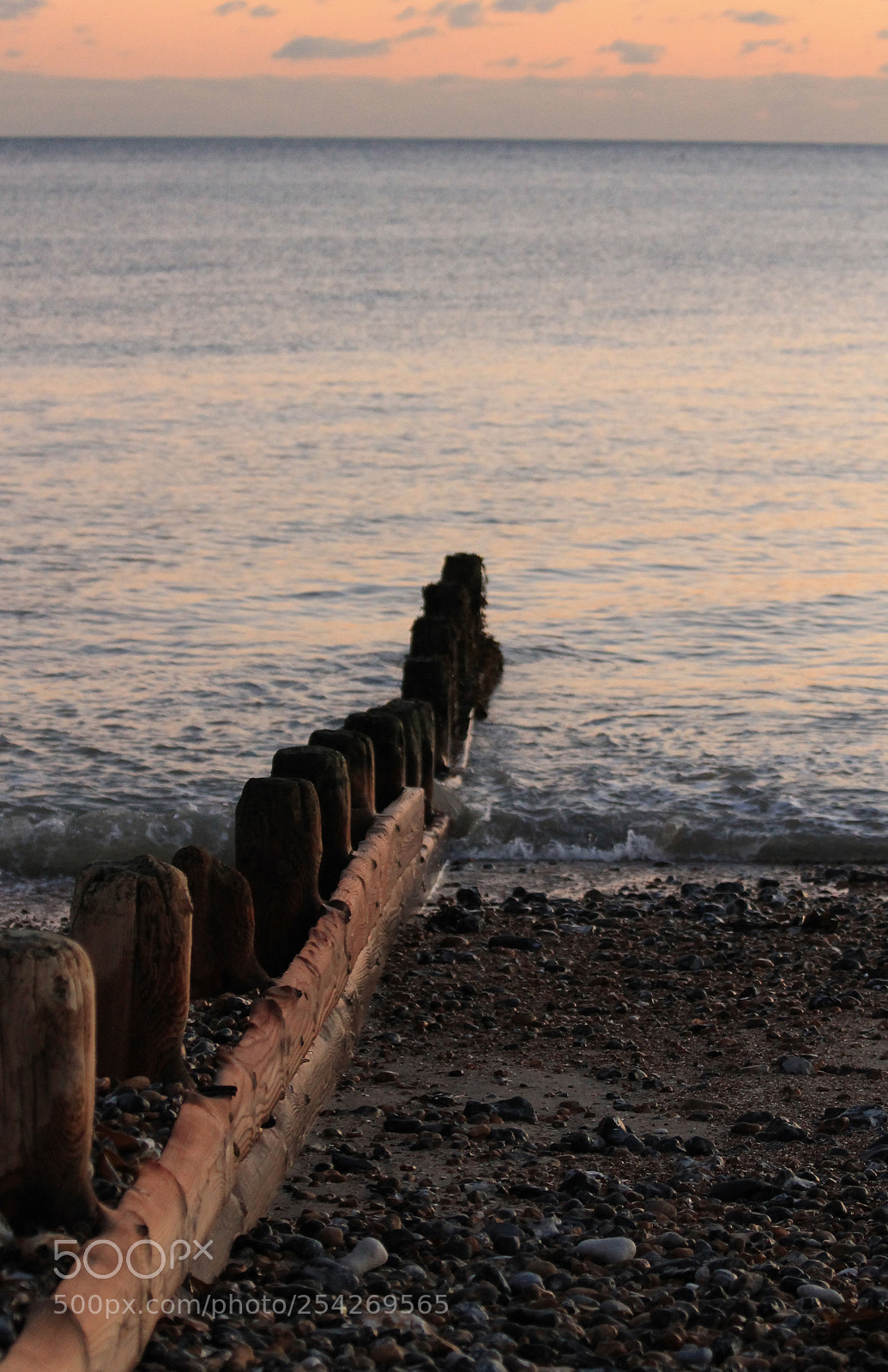 Canon EOS 1100D (EOS Rebel T3 / EOS Kiss X50) sample photo. Worthing beach sunset scene photography