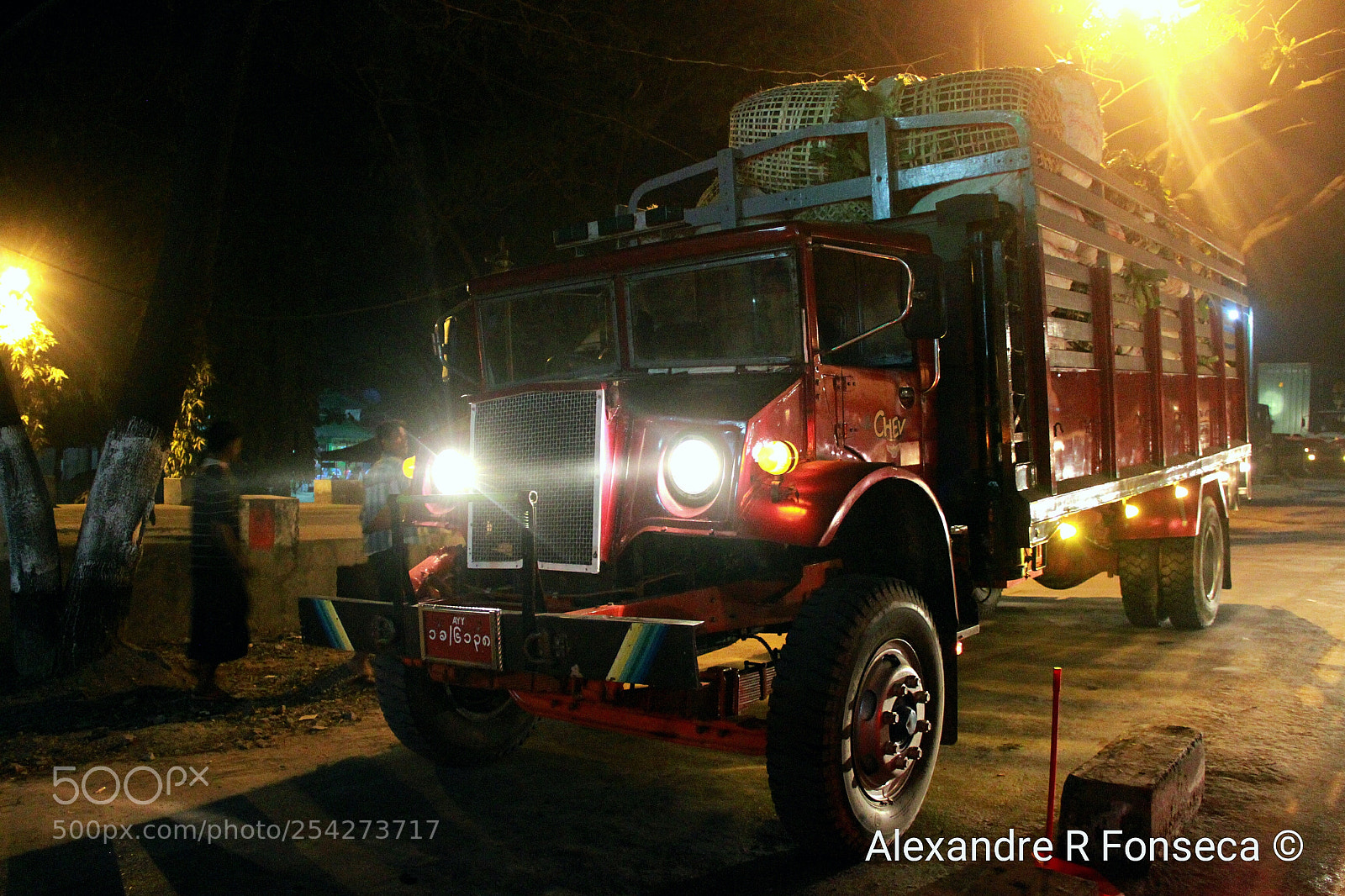 Canon EOS 7D sample photo. Fancy truck photography