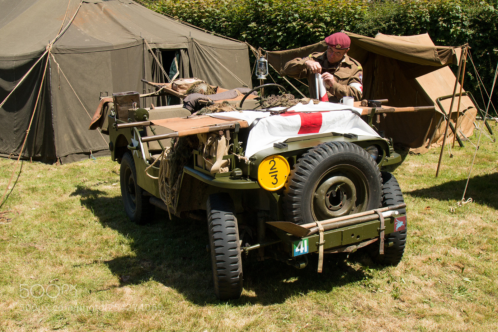 Canon EOS 70D sample photo. American military vehicles photography