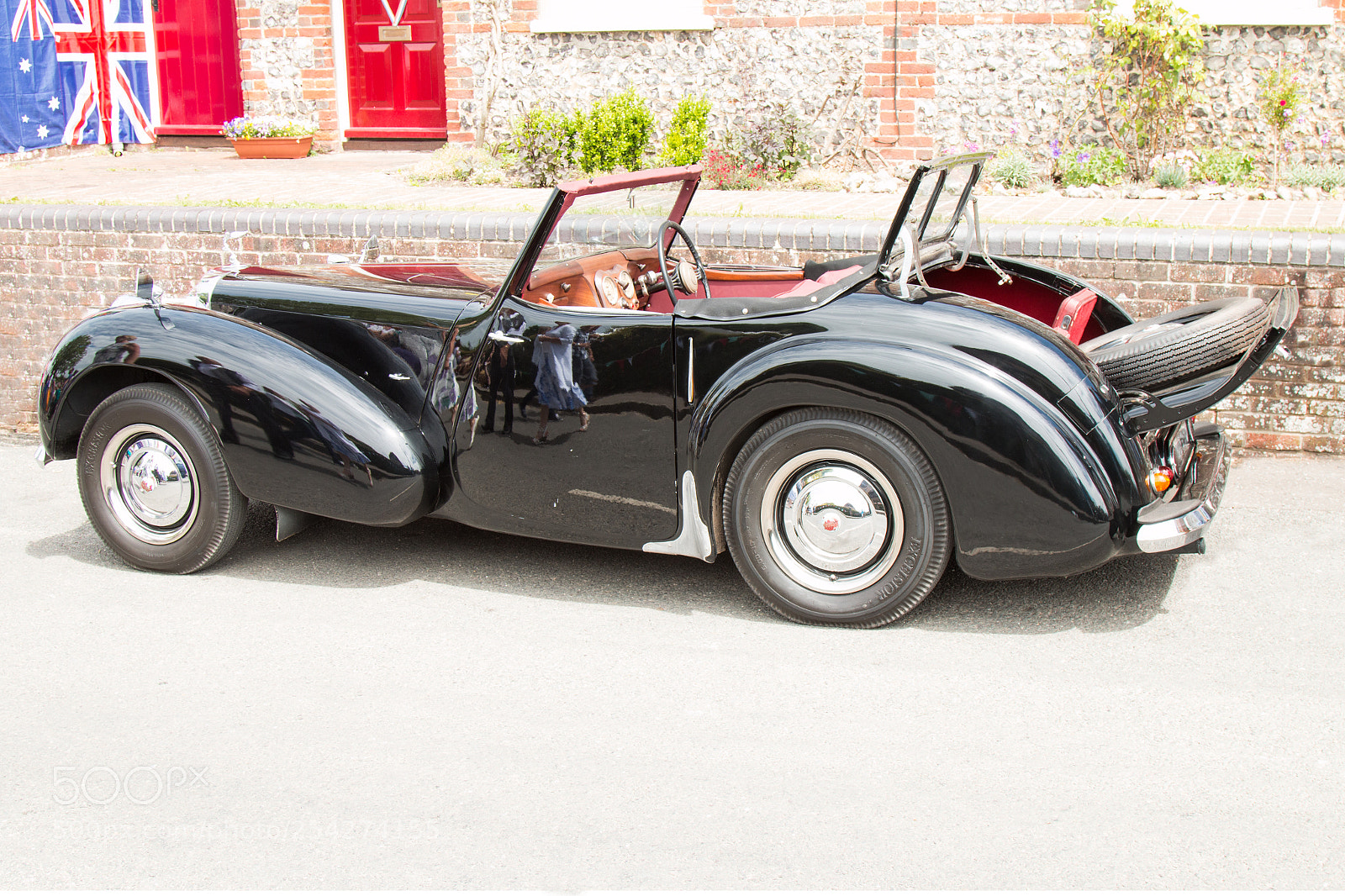 Canon EOS 70D sample photo. Triumph roadster photography
