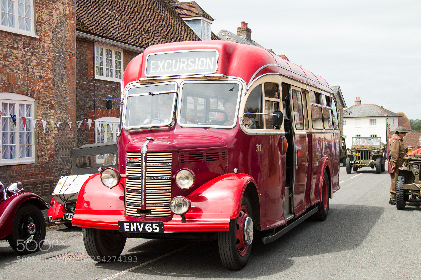Canon EOS 70D sample photo. Bedford passenger coach. photography