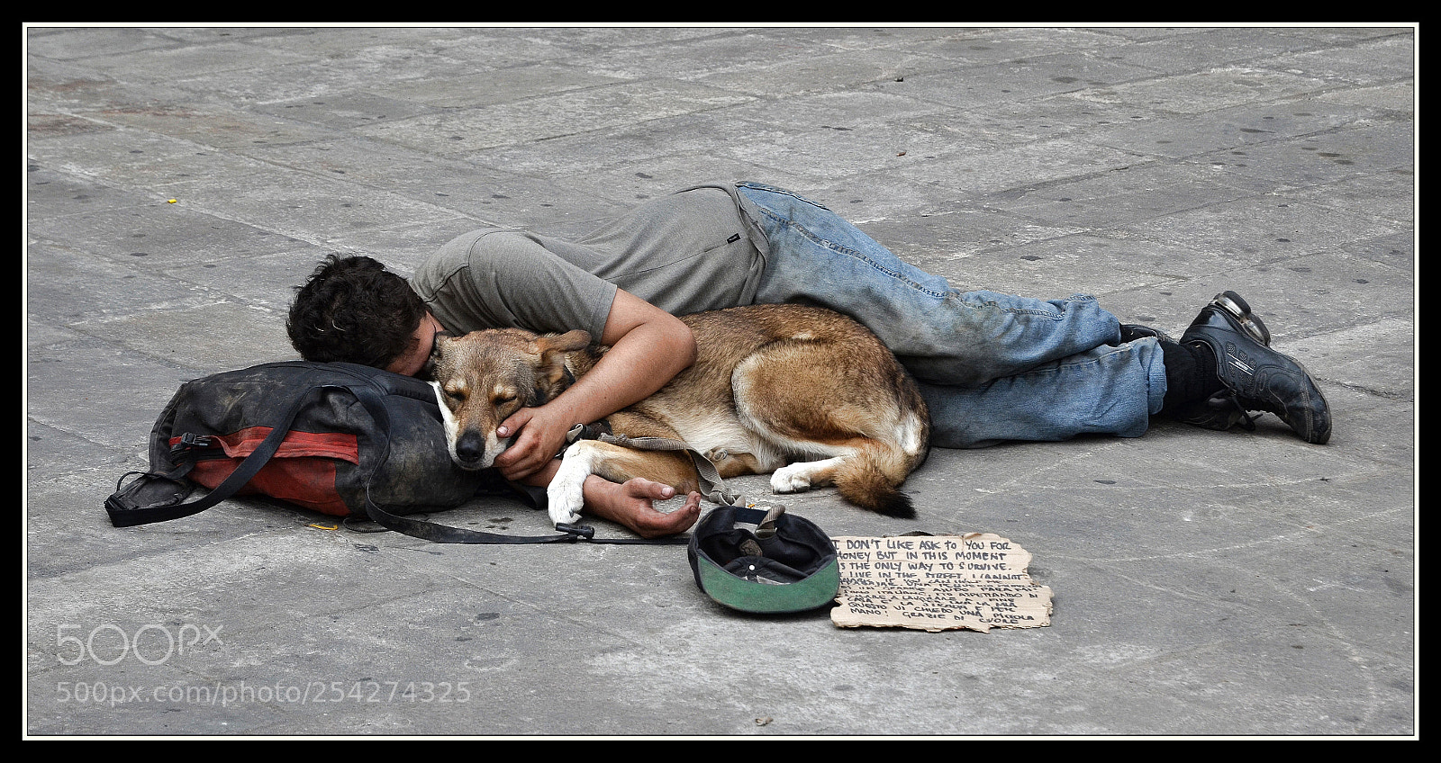 Nikon D5100 sample photo. Love photography