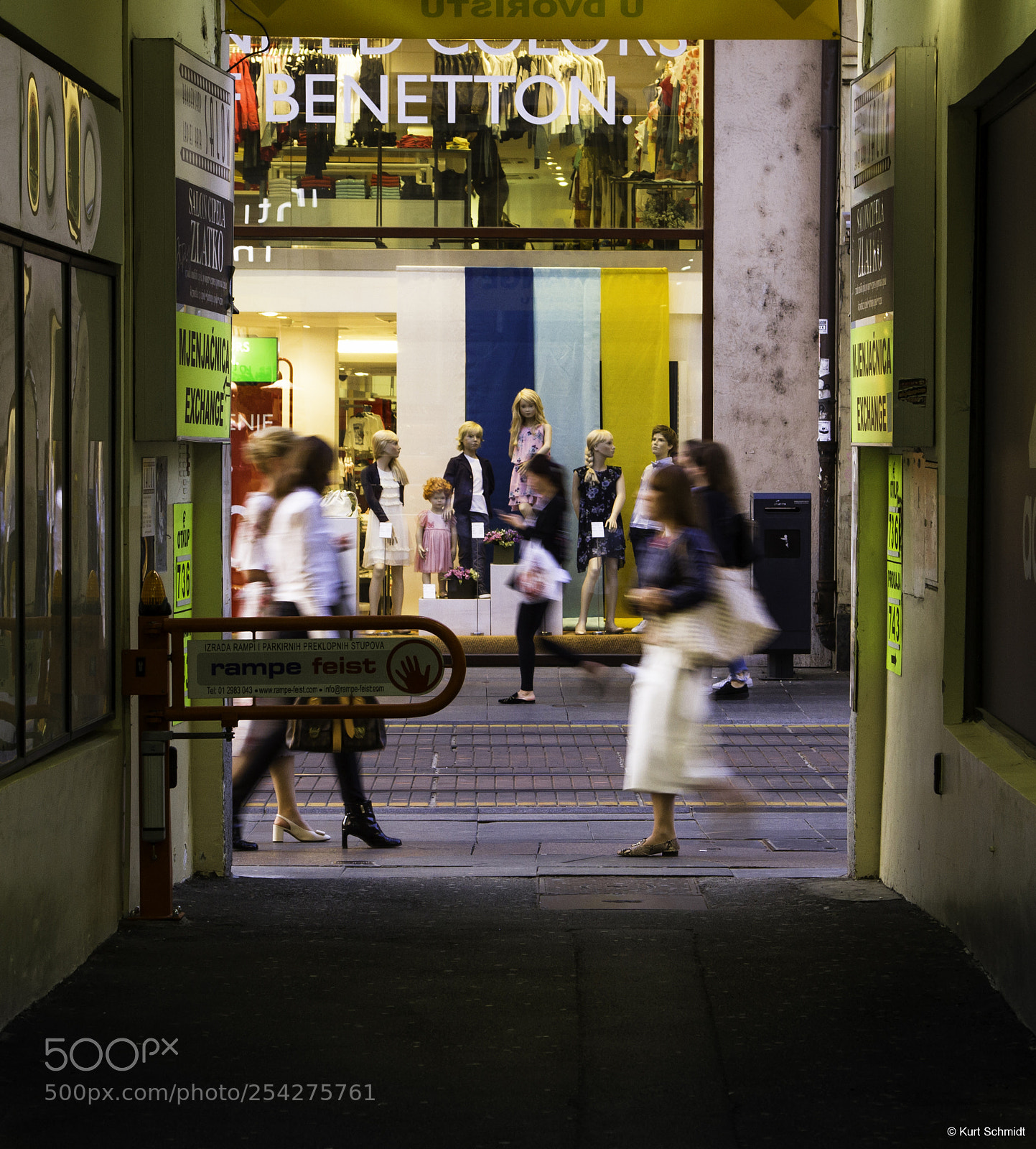 Canon EOS 7D sample photo. City street photography