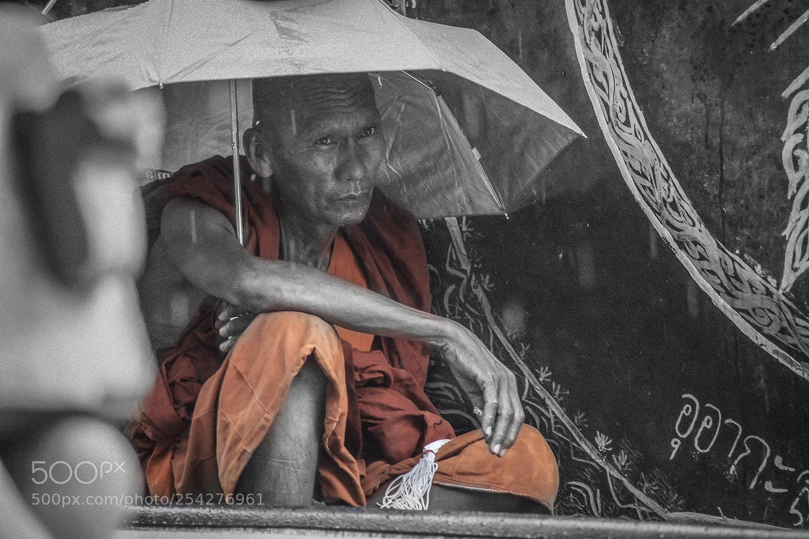 Canon EOS 5D Mark II sample photo. Raining in bangkok photography