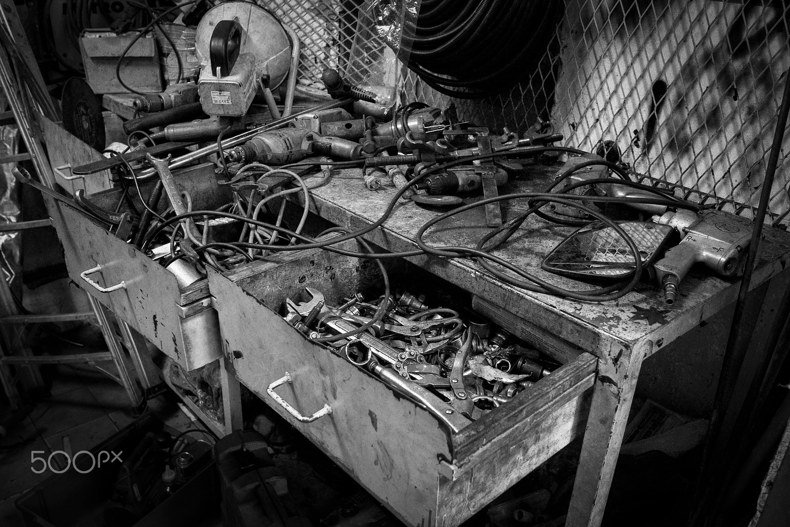 Panasonic Lumix DMC-GX85 (Lumix DMC-GX80 / Lumix DMC-GX7 Mark II) sample photo. Tools in a garage photography