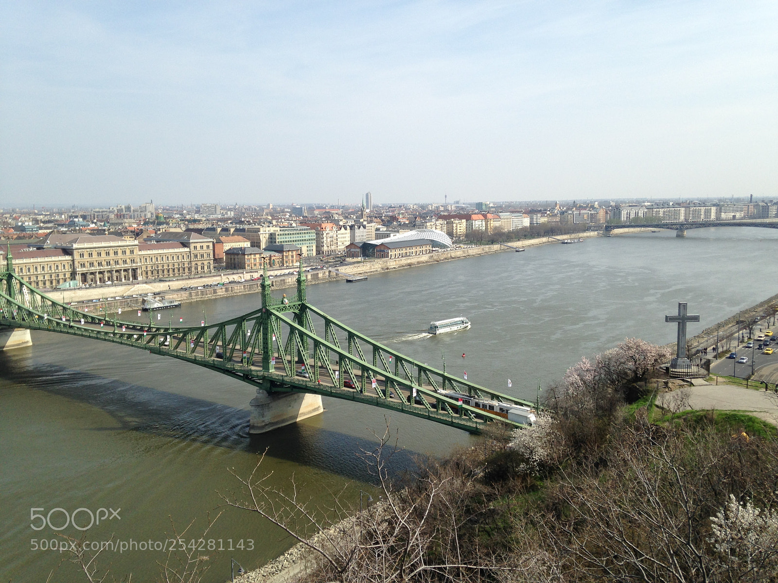 Apple iPhone 5 sample photo. Budapest photography