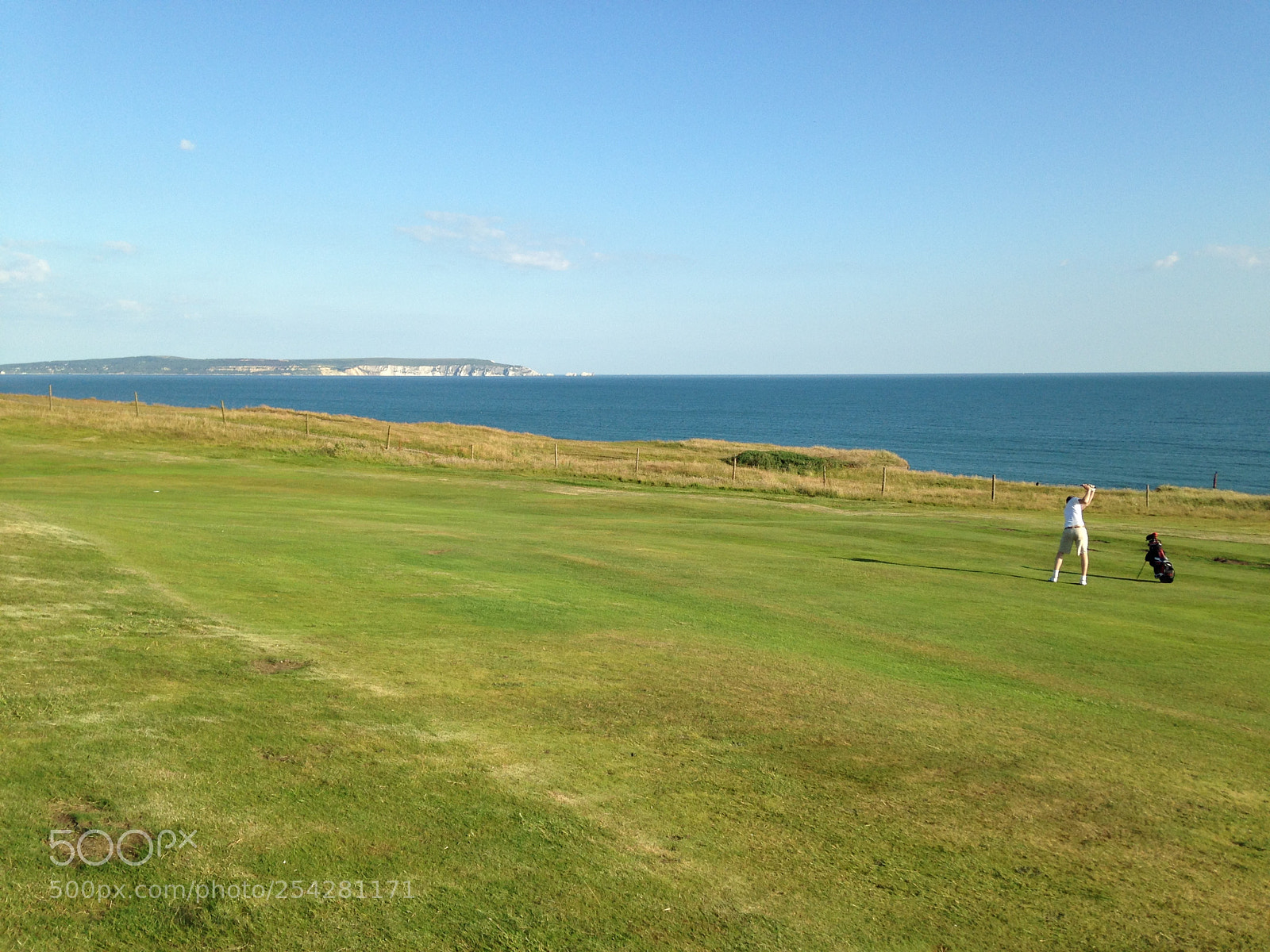 Apple iPhone 5 sample photo. Barton-on-sea golf club photography