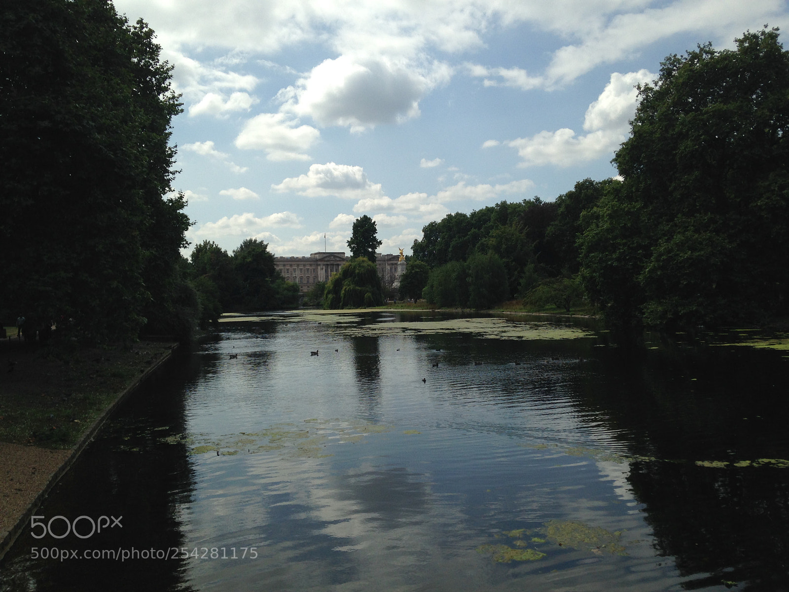 Apple iPhone 5 sample photo. St james's park photography