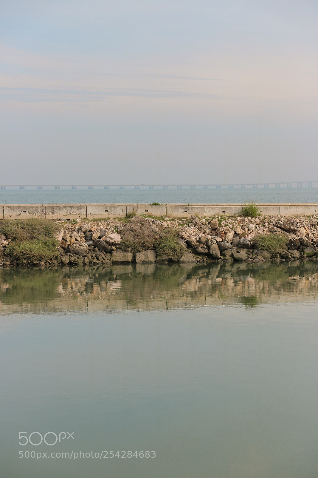 Canon EOS 750D (EOS Rebel T6i / EOS Kiss X8i) sample photo. Somewhere in lisbon photography