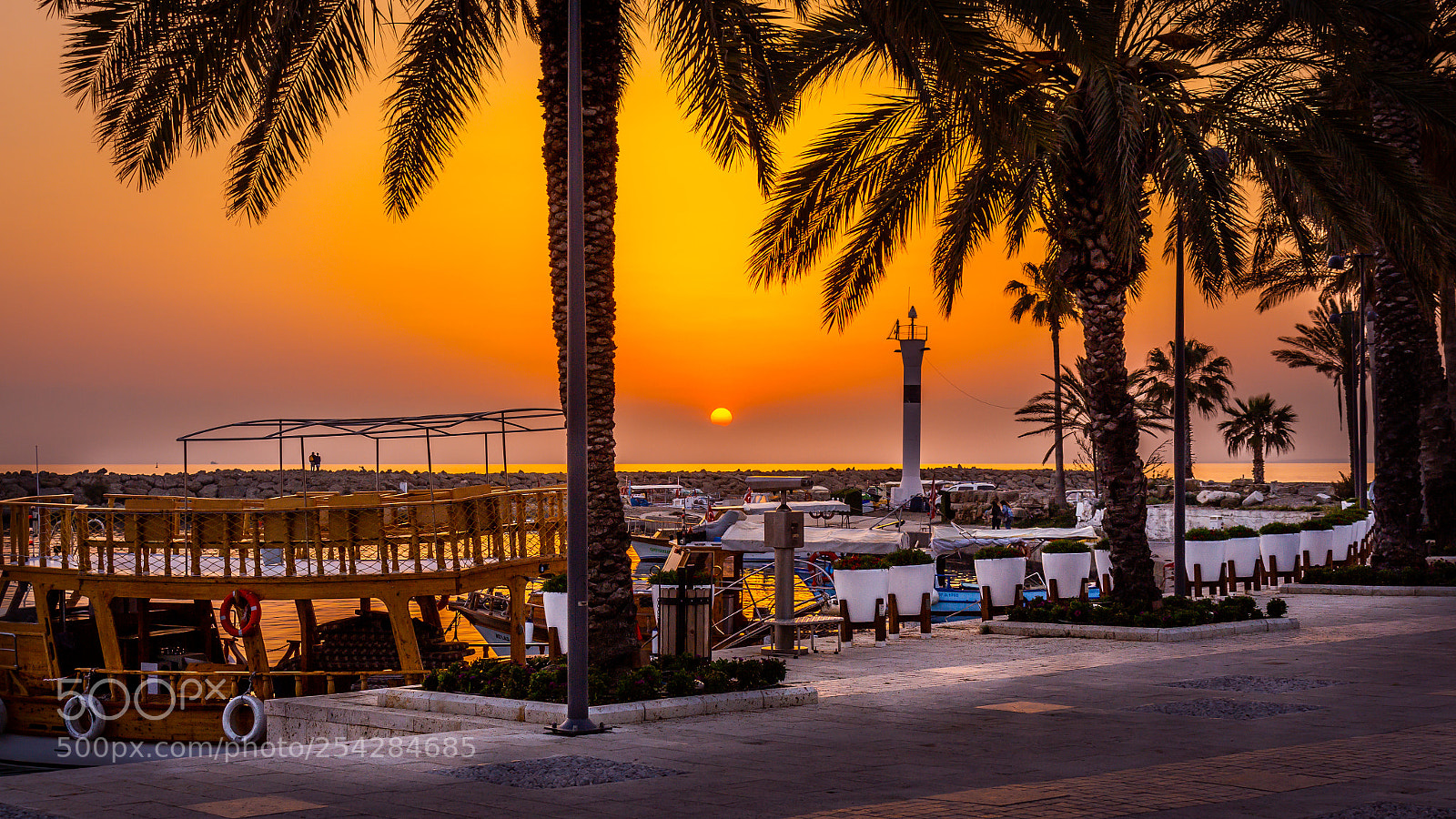 Canon EOS 700D (EOS Rebel T5i / EOS Kiss X7i) sample photo. Coucher de soleil romantique photography