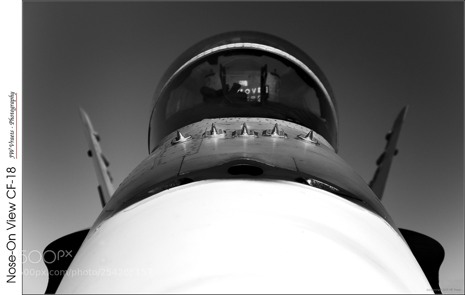 Nikon D7100 sample photo. Nose-on view cf-18 photography