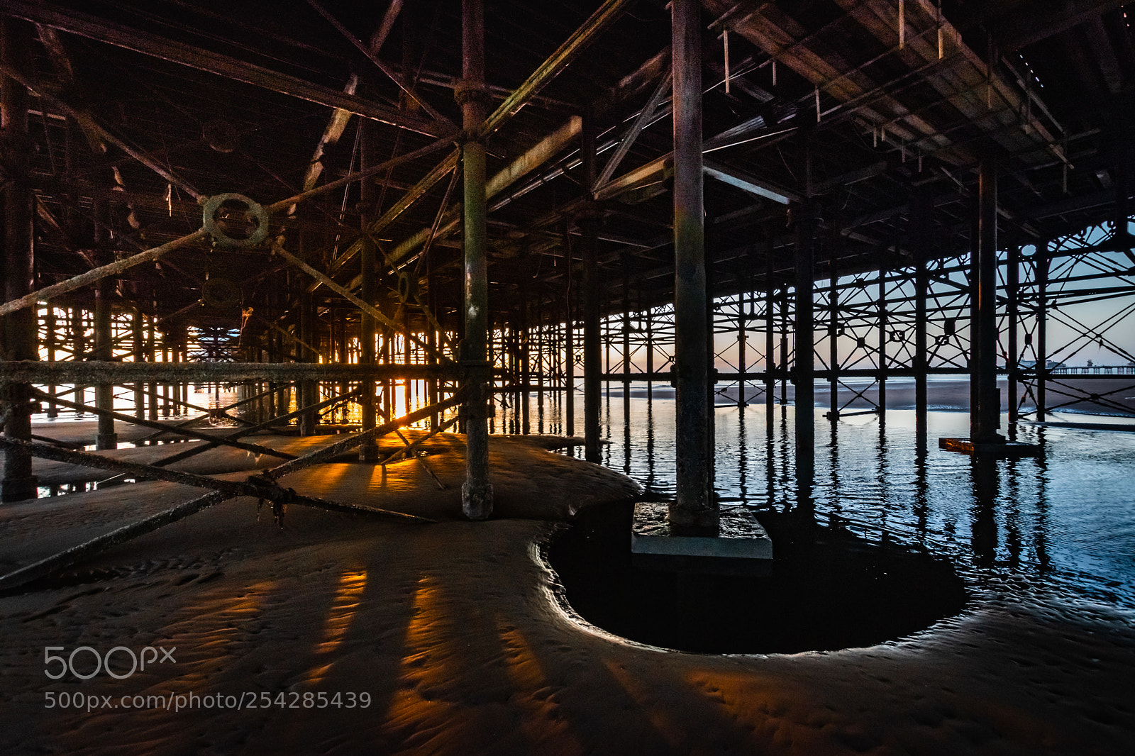 Nikon D5600 sample photo. Sunset under blackpool central photography