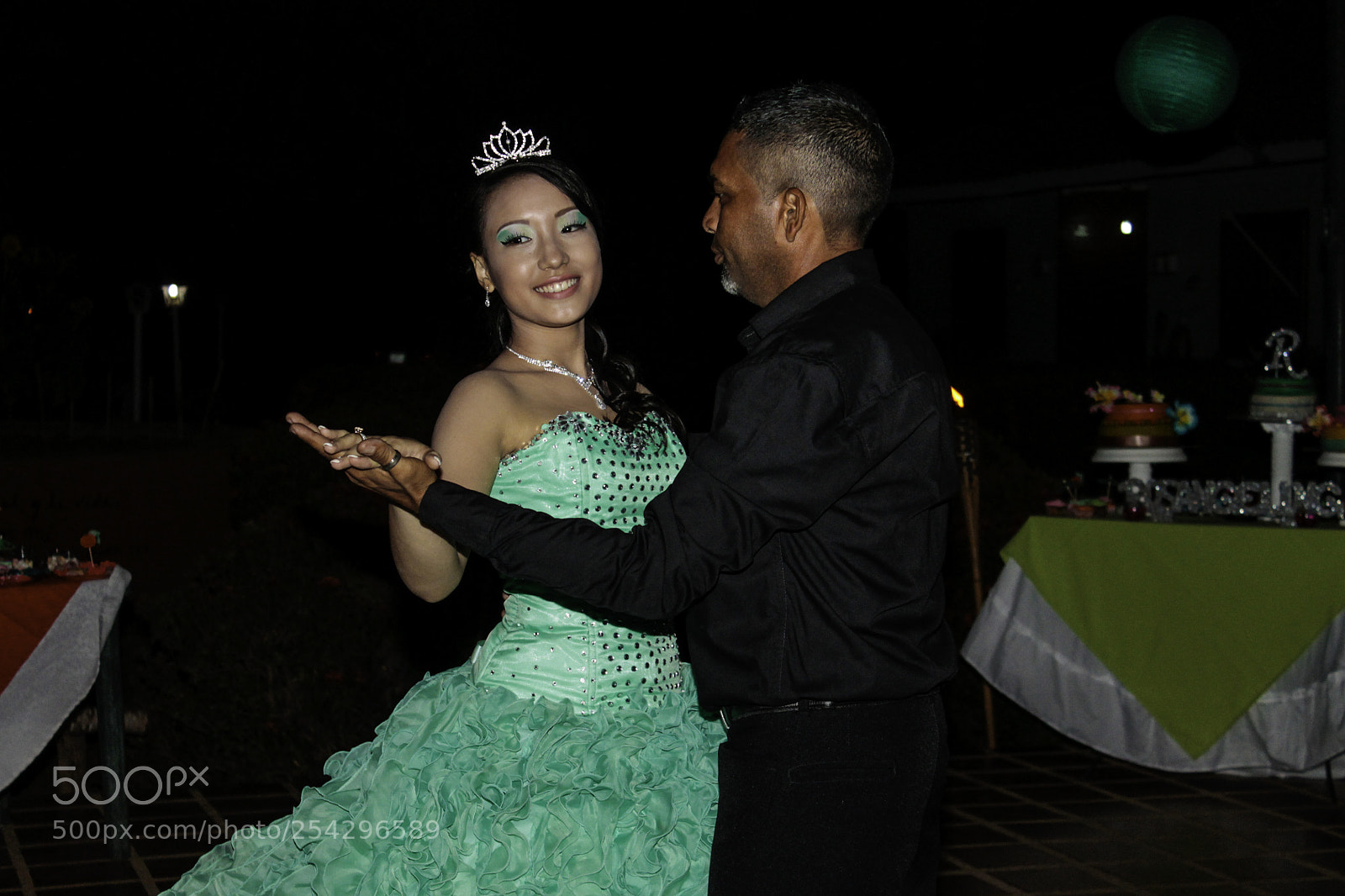 Canon EOS 1100D (EOS Rebel T3 / EOS Kiss X50) sample photo. El gran baile photography