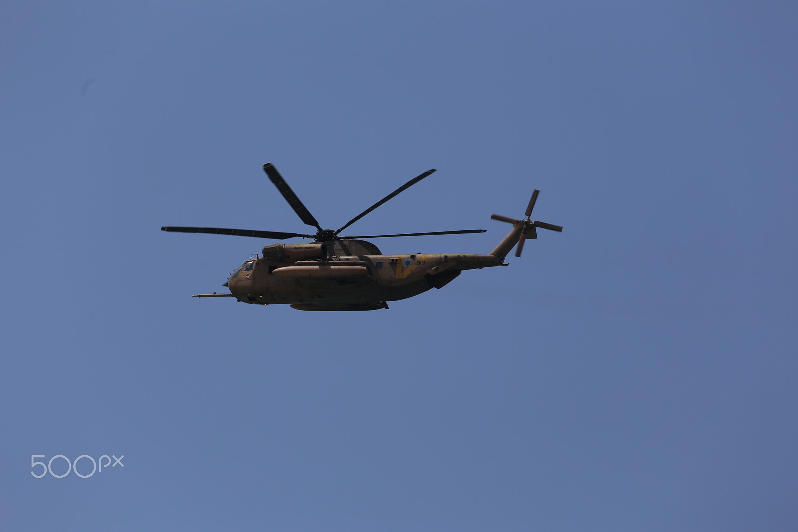 Canon EOS 6D + Canon EF 70-200mm F4L USM sample photo. 70 years celebrations chopper photography
