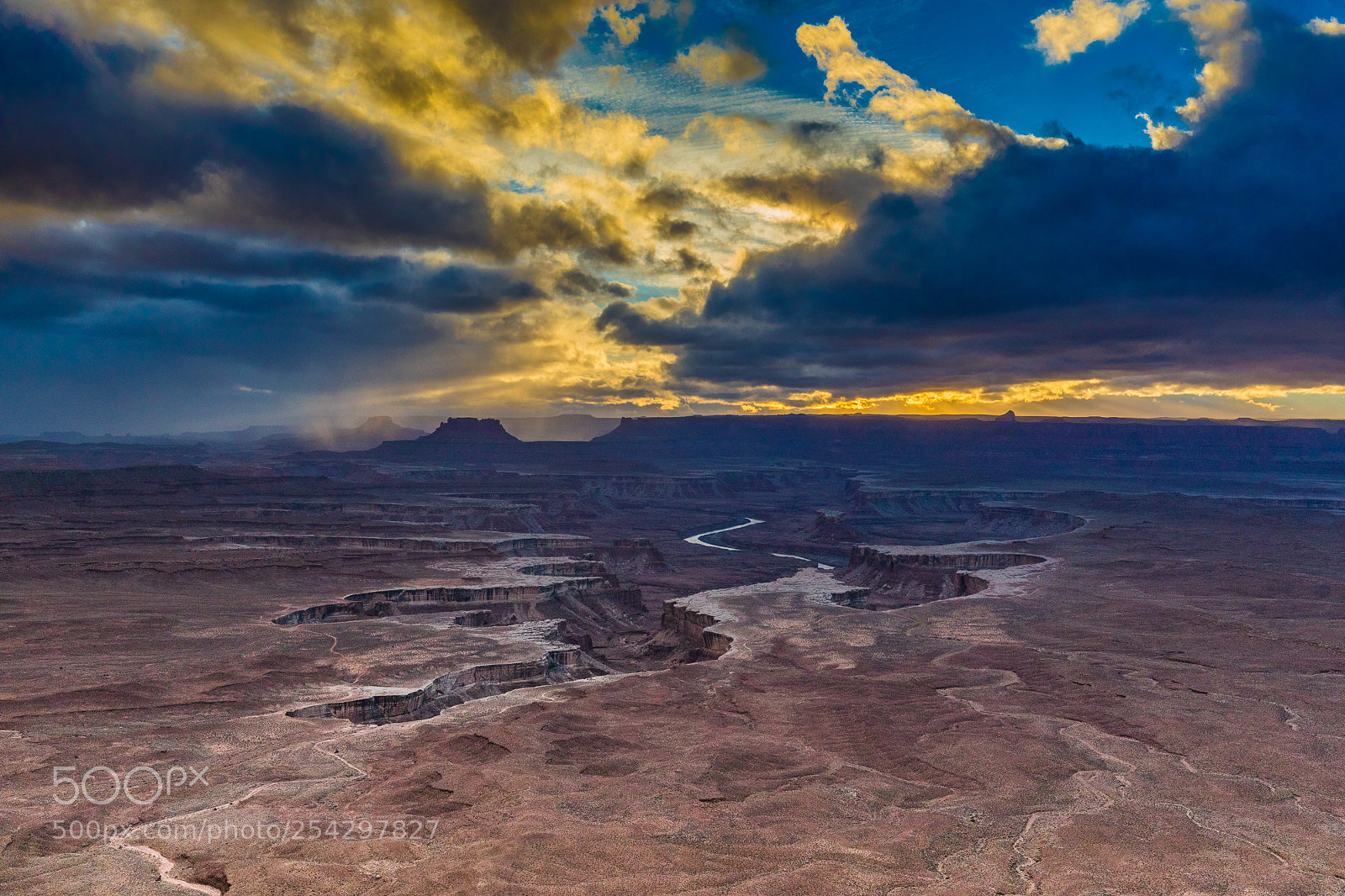 Canon EOS 5D Mark IV sample photo. Storm over green river photography