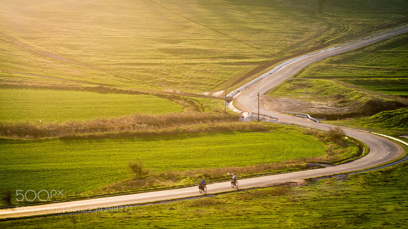 Canon EOS 50D sample photo. Roadline photography