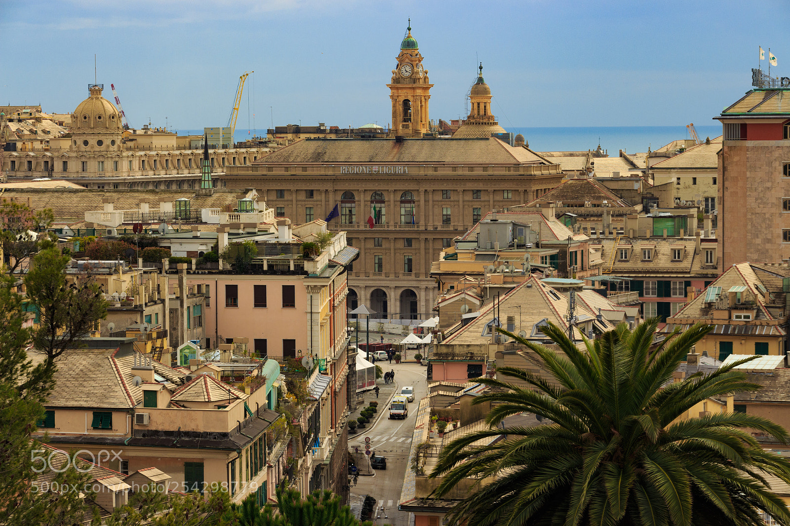 Canon EOS 700D (EOS Rebel T5i / EOS Kiss X7i) sample photo. Genova calda photography