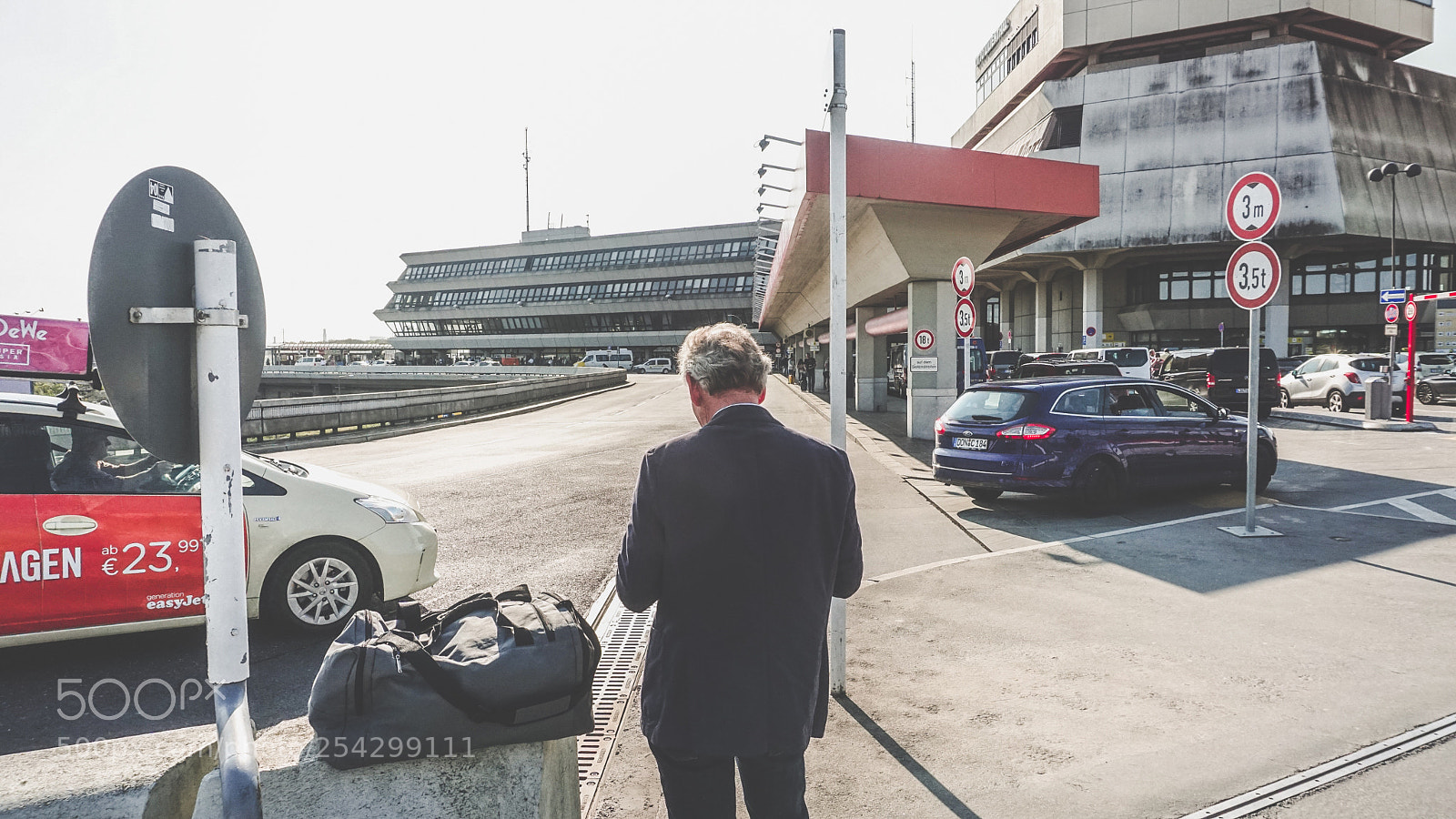 Sony a6000 sample photo. Some guy photography