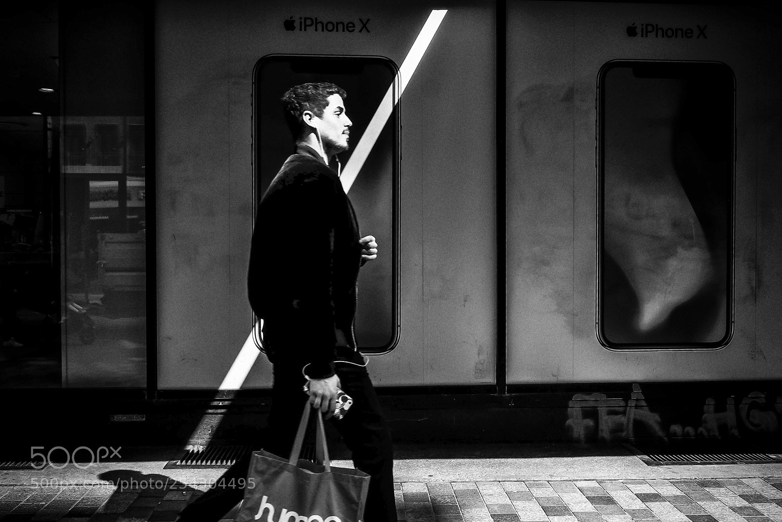 Fujifilm X-Pro2 sample photo. Images on the run... photography