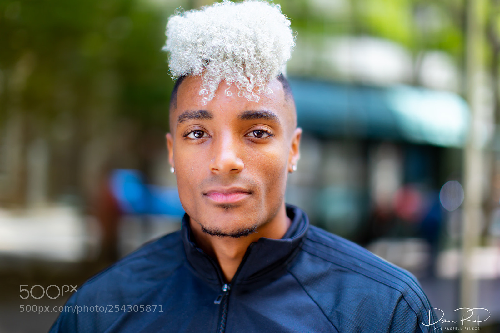 Canon EOS 5D Mark IV sample photo. Stranger 77/100 - cue photography