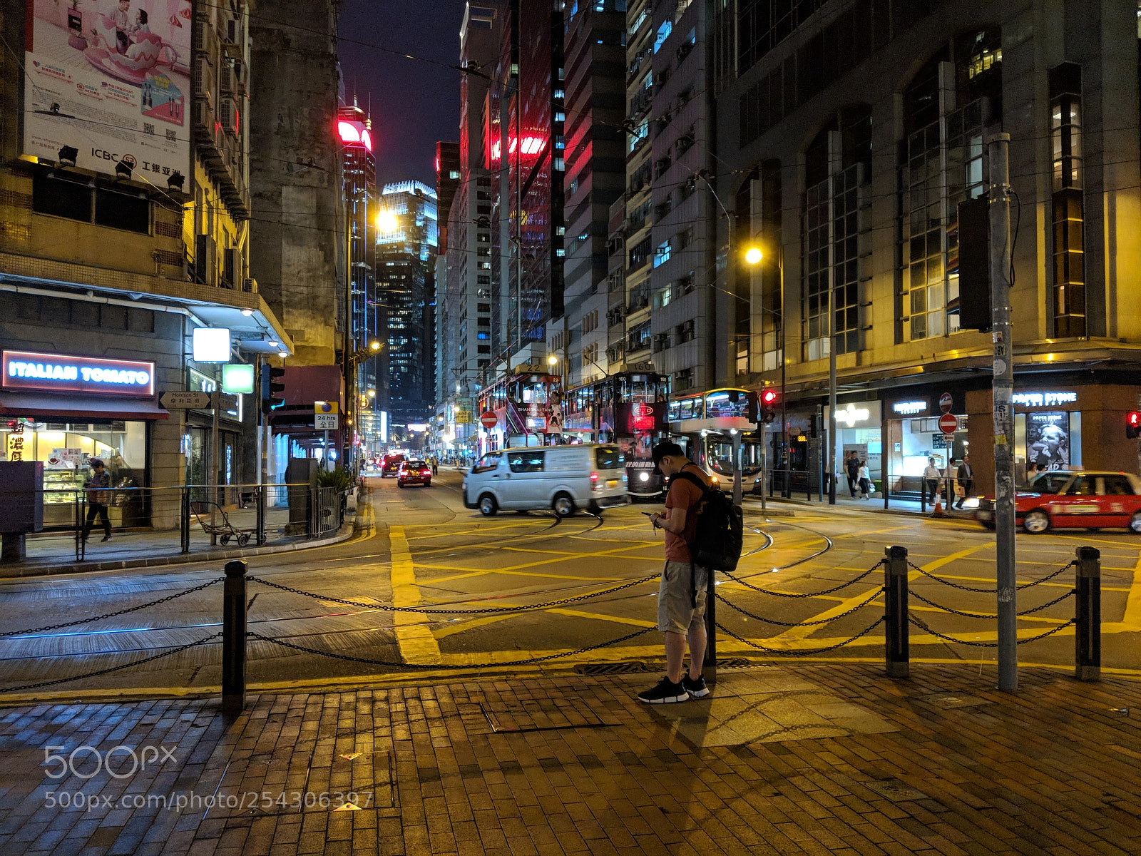 Google Pixel 2 sample photo. Aware photography