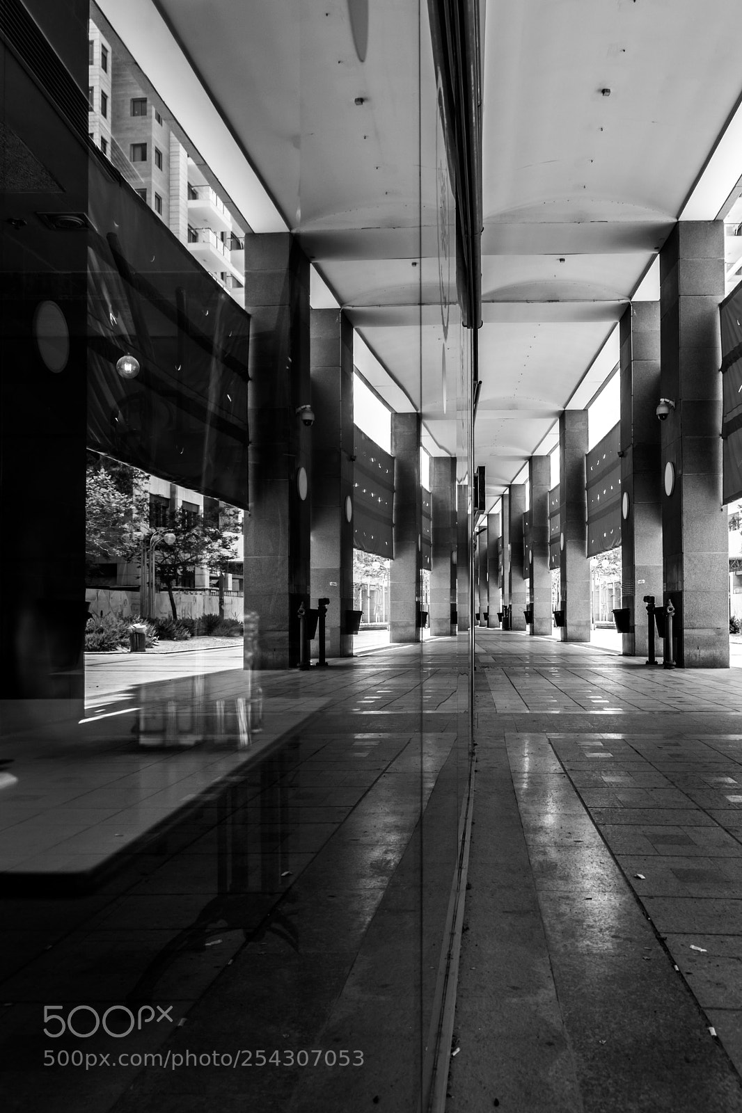 Canon EOS 80D sample photo. Mall photography