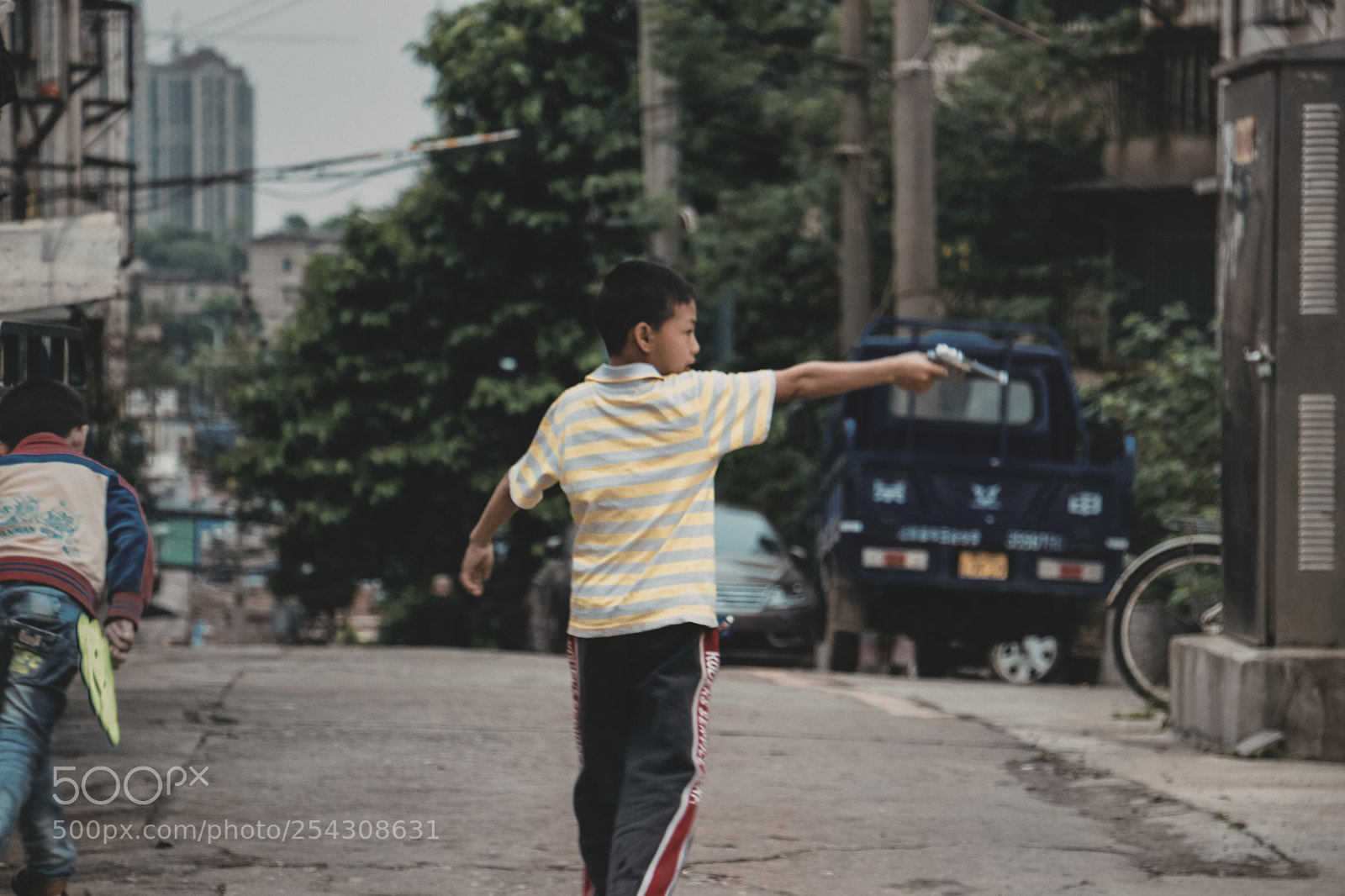 Canon EOS 77D (EOS 9000D / EOS 770D) sample photo. 小小警察 photography
