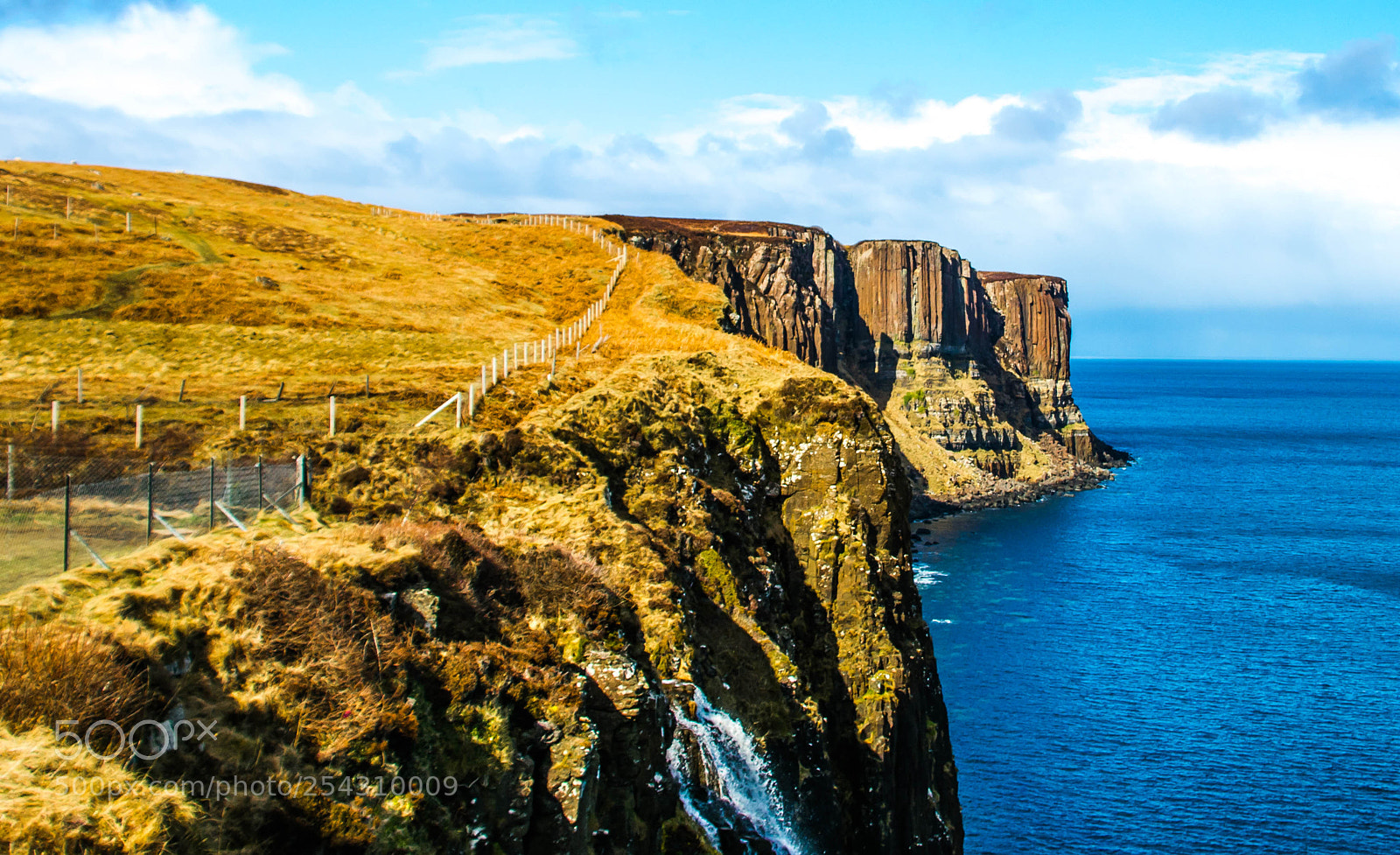 Nikon D7100 sample photo. Kilt rock, isle of photography