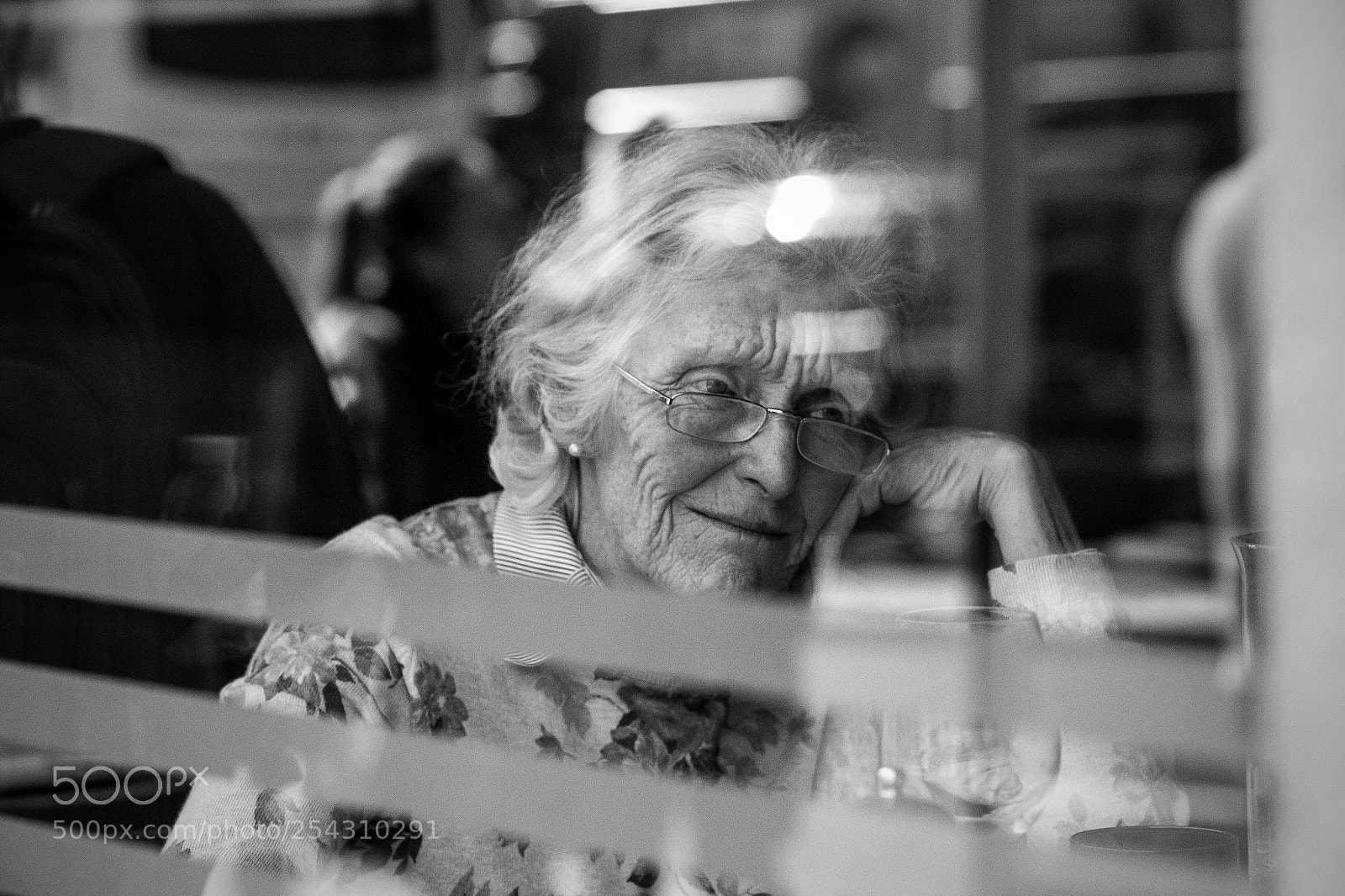 Fujifilm X-T1 sample photo. The beauty of listening photography