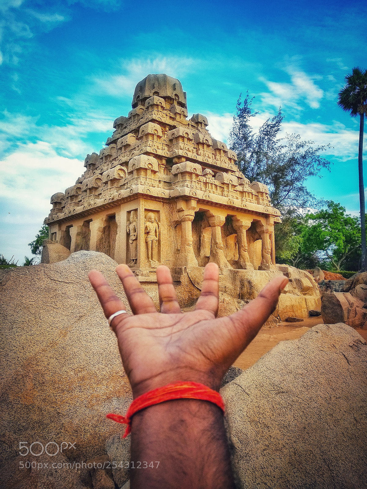 Xiaomi Mi A1 sample photo. Bhar do jholi meri... photography