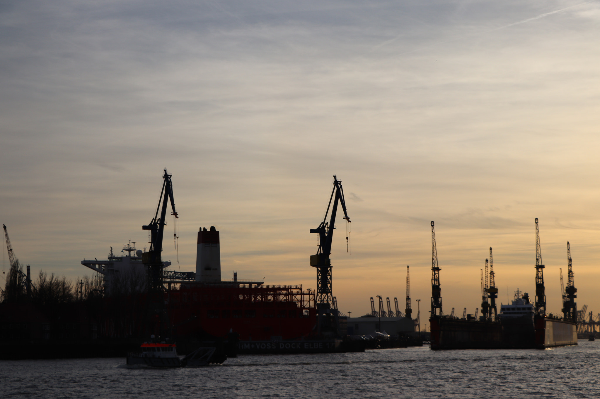 Canon EOS 200D (EOS Rebel SL2 / EOS Kiss X9) sample photo. Hamburg photography