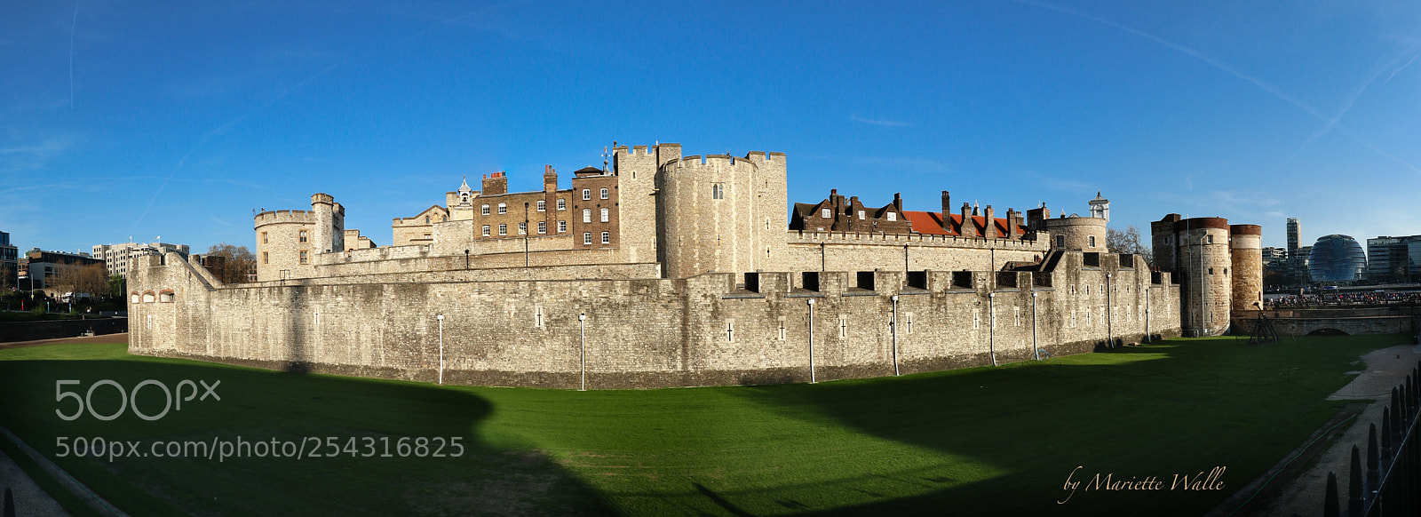 Canon EOS M5 sample photo. The tower of london photography