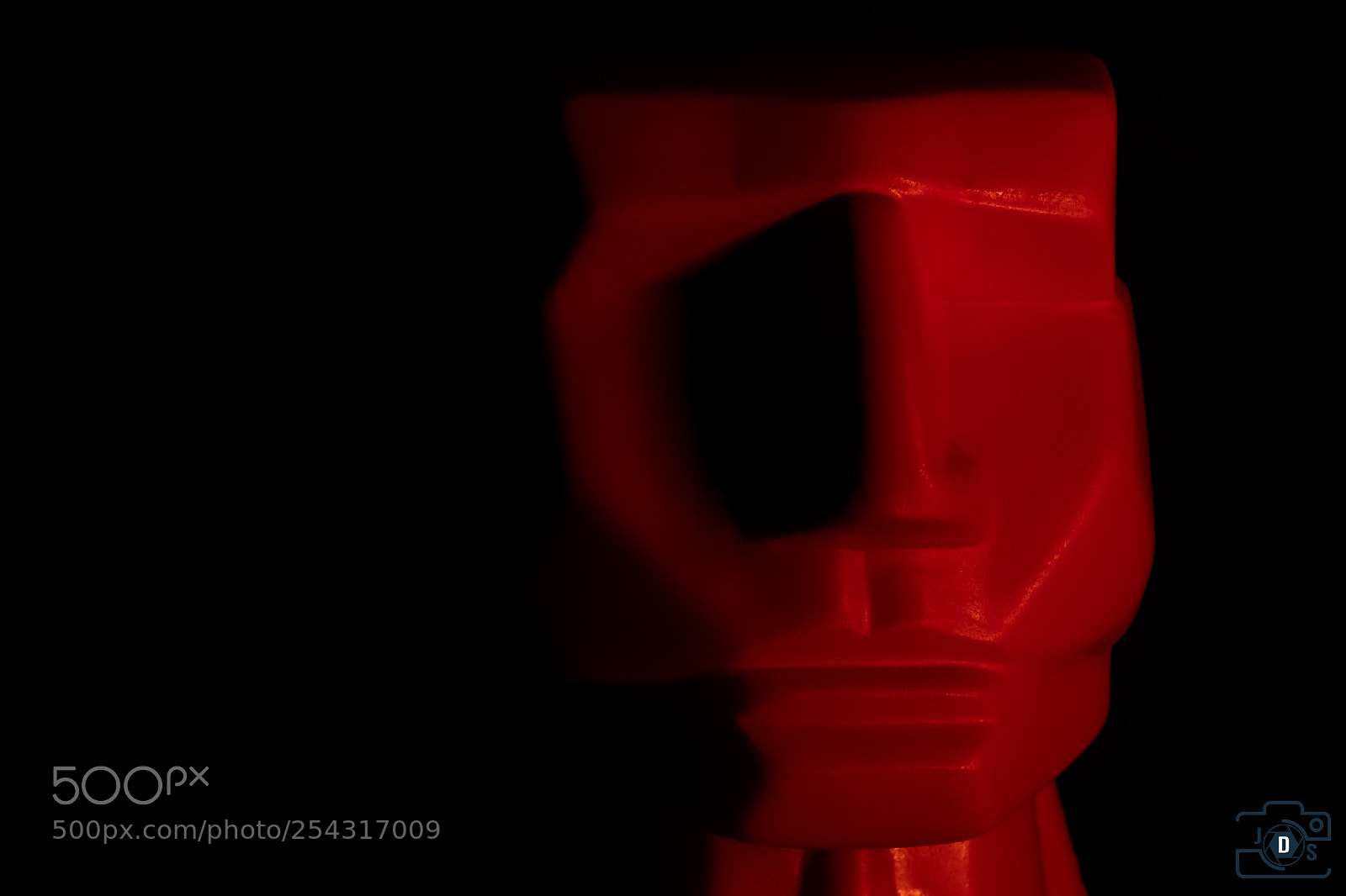 Canon EOS 1300D (EOS Rebel T6 / EOS Kiss X80) sample photo. Red men photography