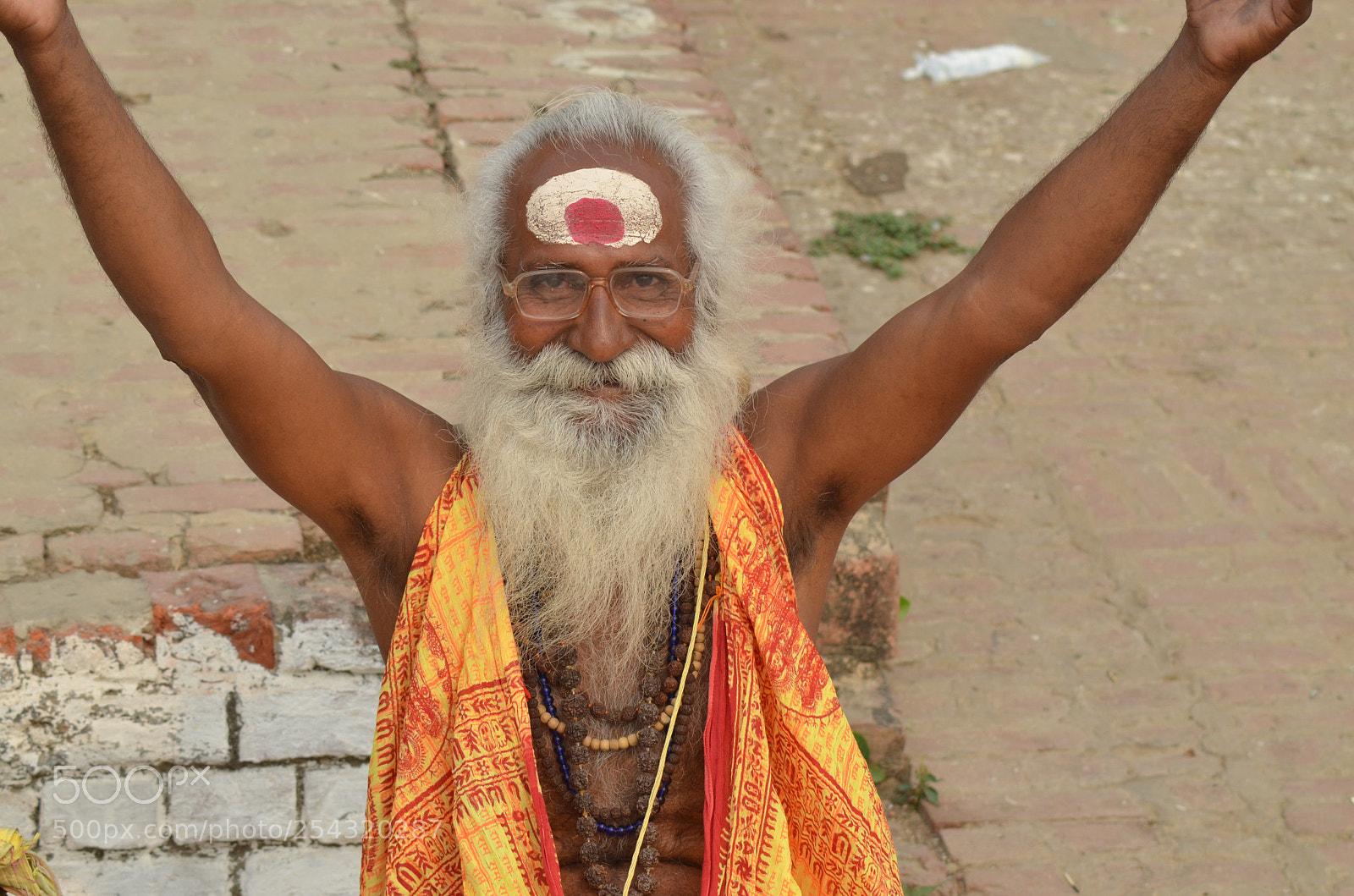 Nikon D5100 sample photo. Varanasi sadhu prosperity to photography